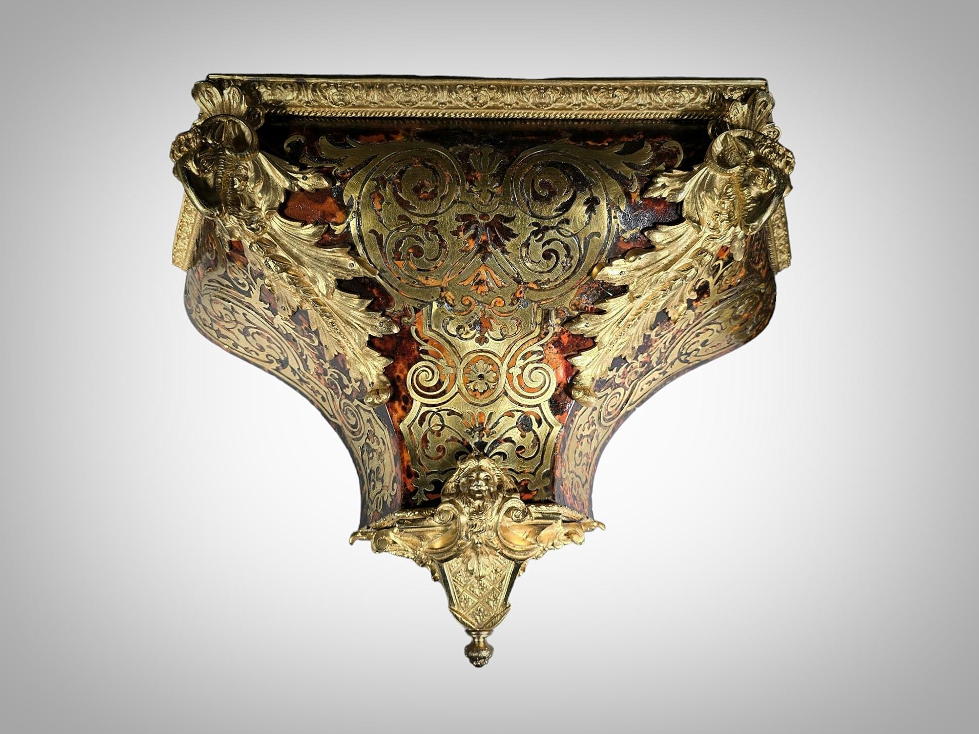 Wandsockel aus dem 18. Jahrhundert mit Boulle-Intarsien und vergoldeten Quecksilberglasbronzen im Angebot 13