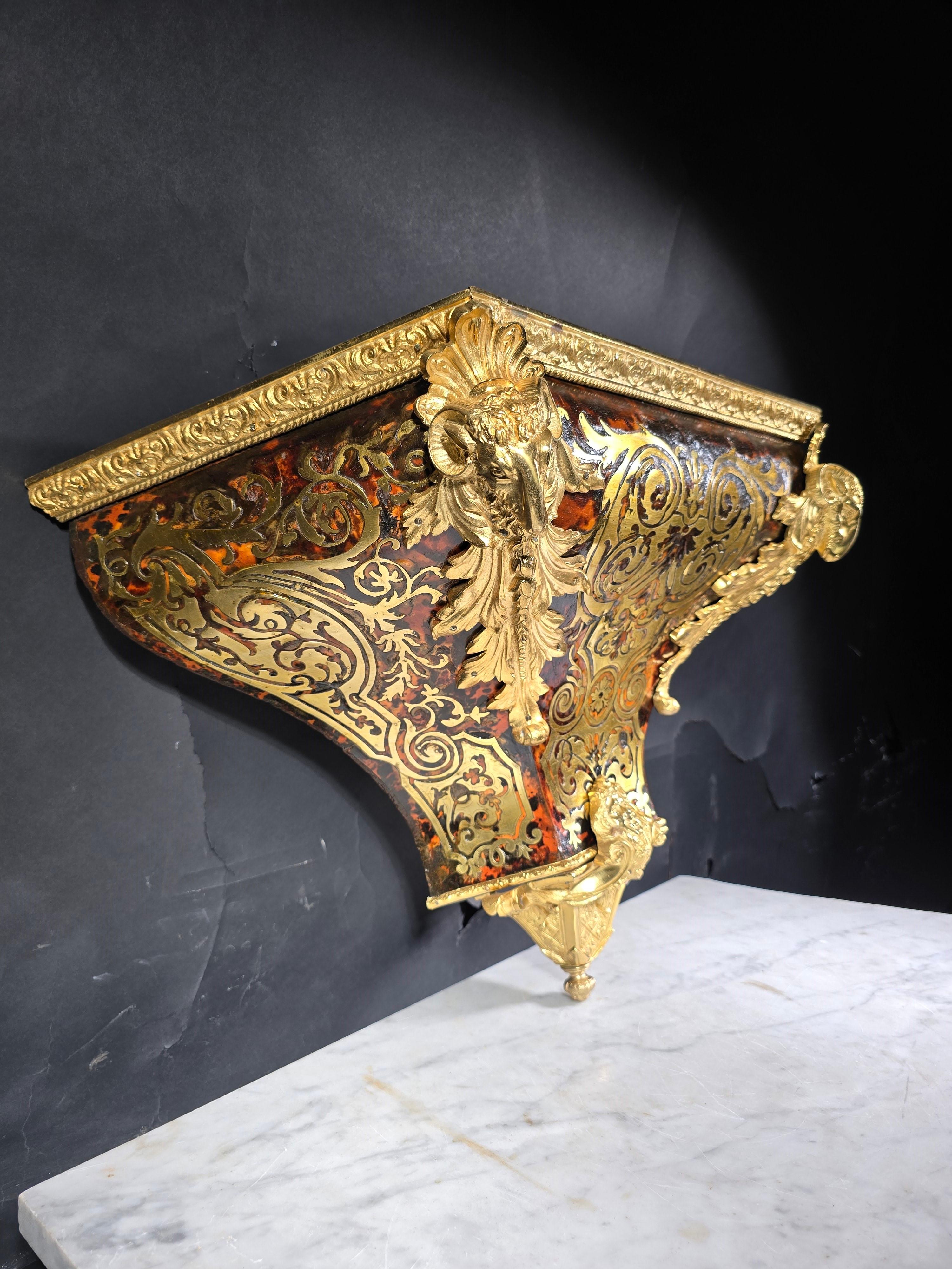 18th Century Wall Pedestal with Boulle Marquetry and Mercury Gilt Bronzes For Sale 1