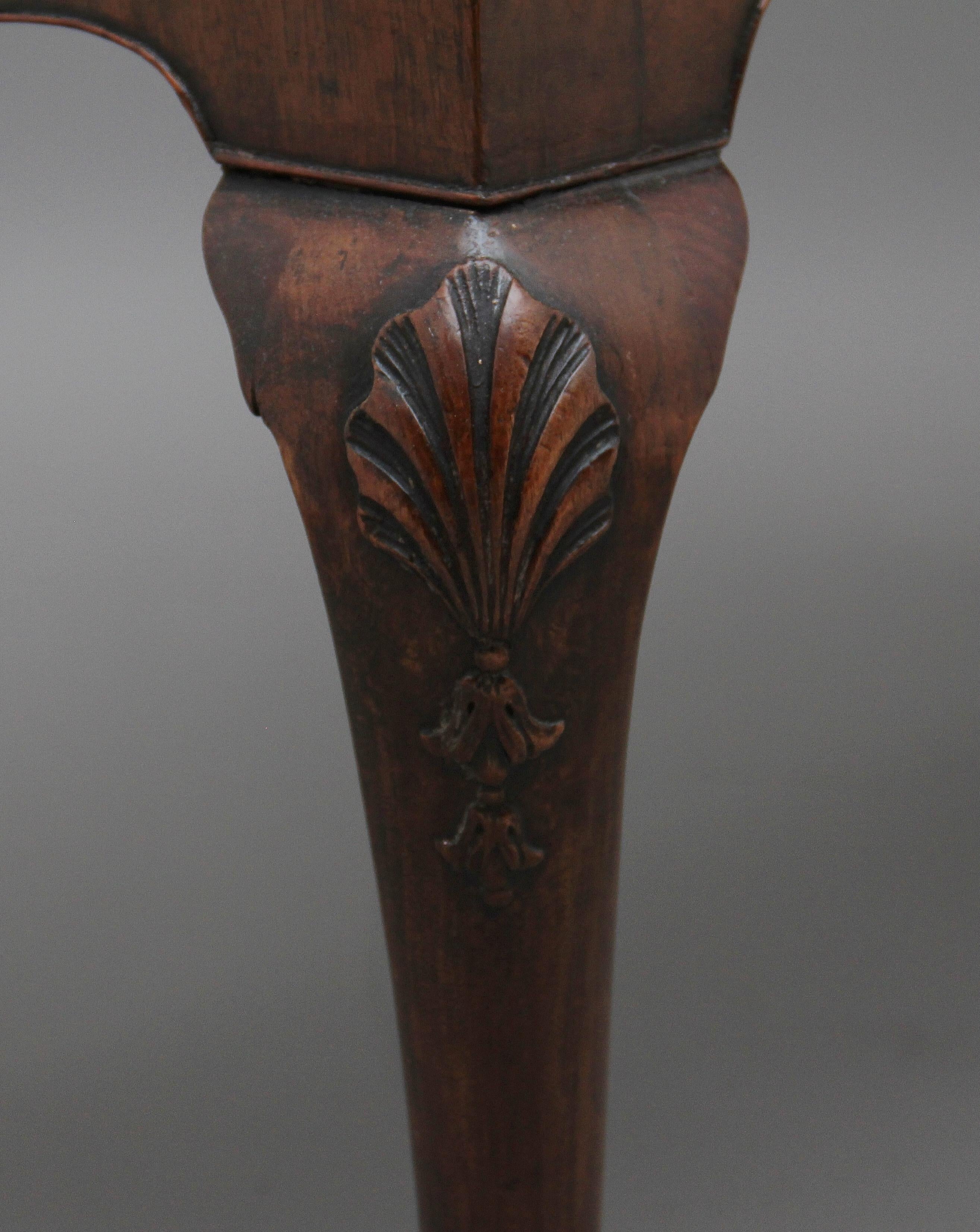 18th Century Walnut and Feather Banded Lowboy For Sale 6