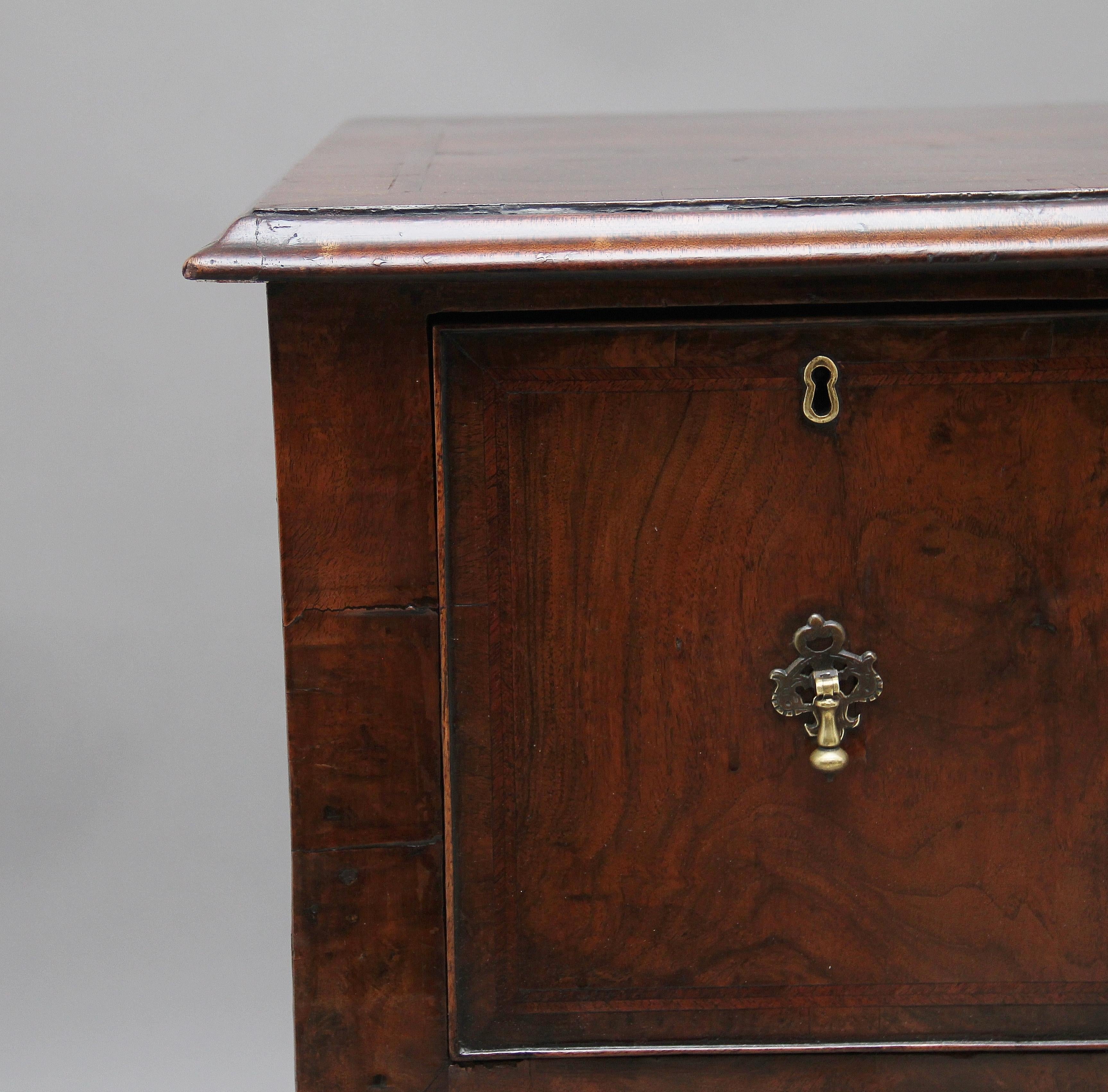 18th Century Walnut and Feather Banded Lowboy For Sale 3