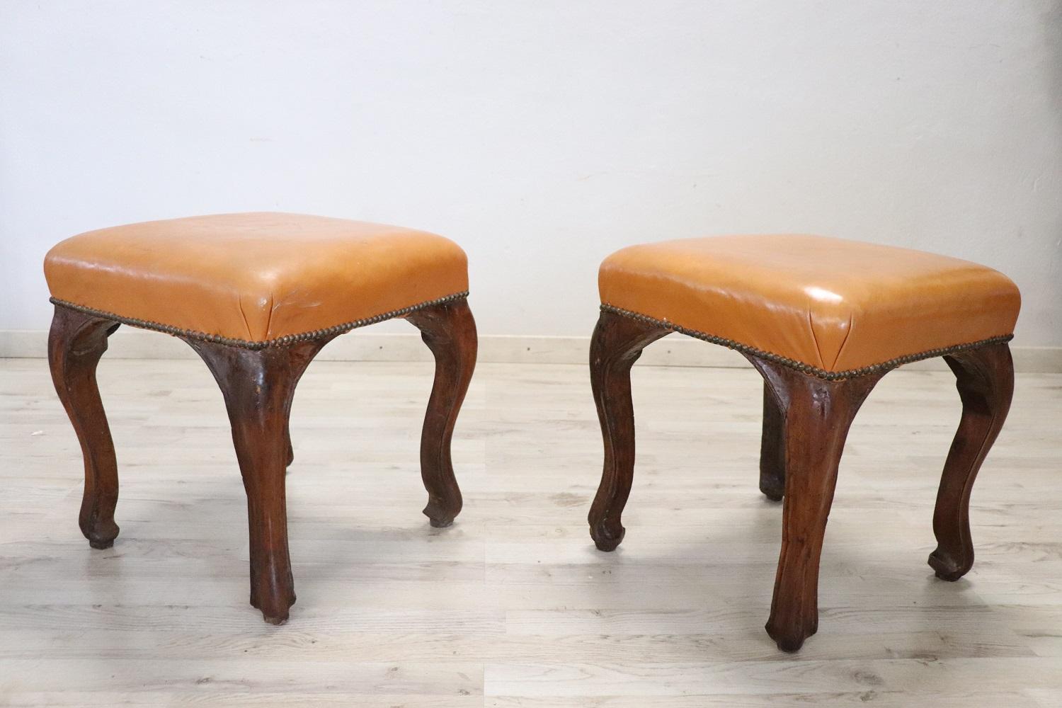 Italian 18th Century Walnut and Leather Pair of Antique Stools For Sale