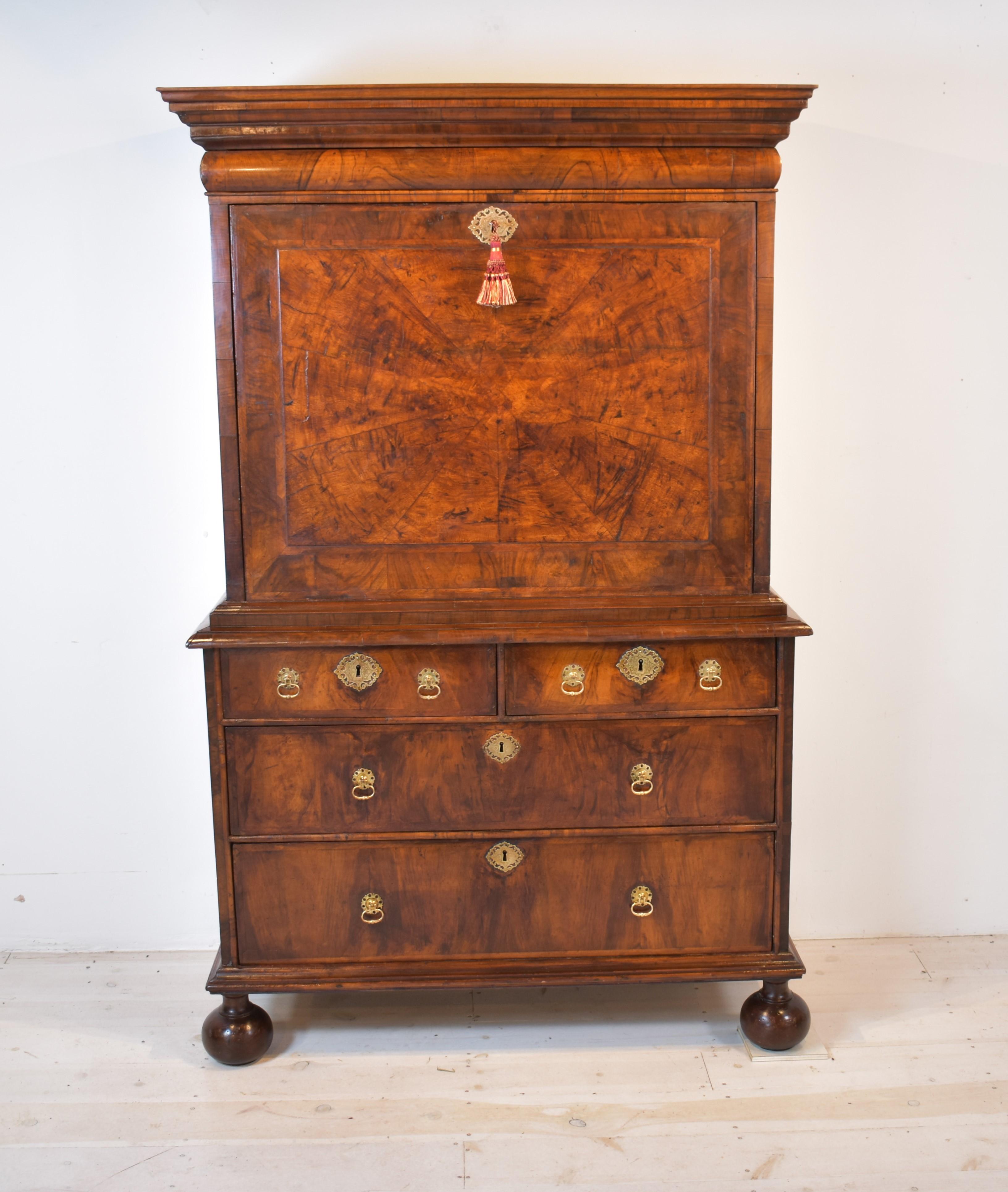 Veneer 18th century walnut and pollard oak seretaire abbatant For Sale