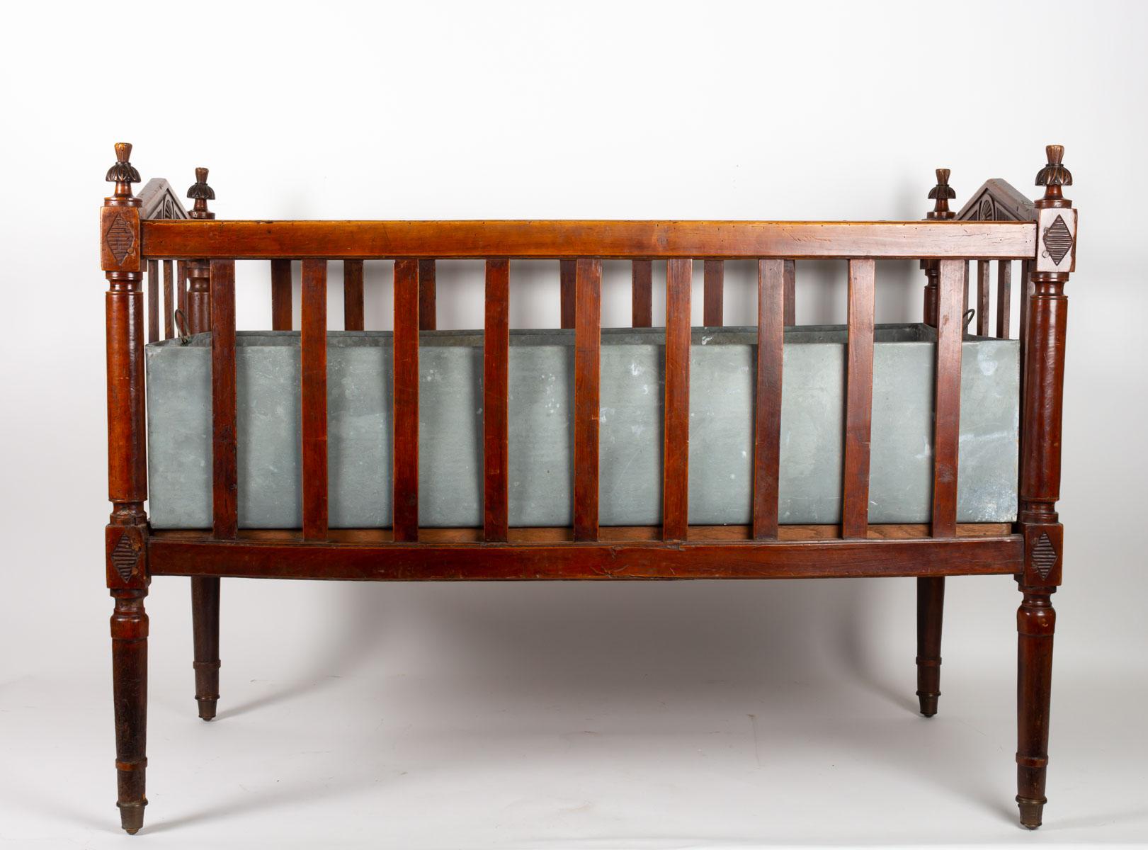 18th Century Walnut Baby Bed 2