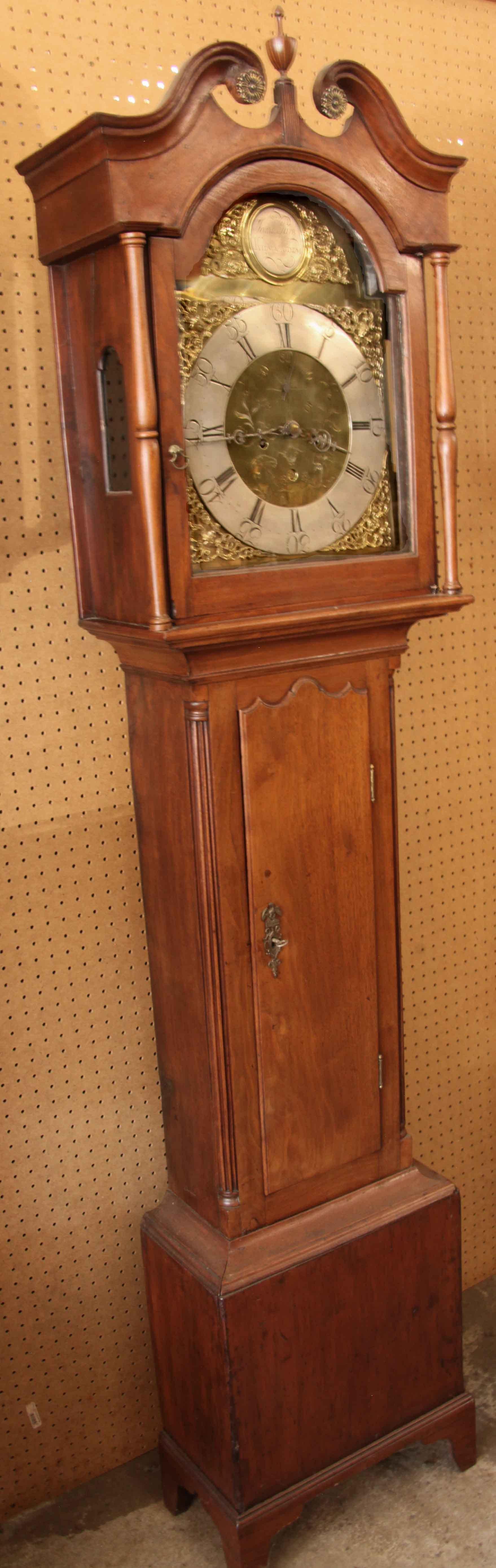 18th Century Walnut Brass Dial Grandfather Clock For Sale 1