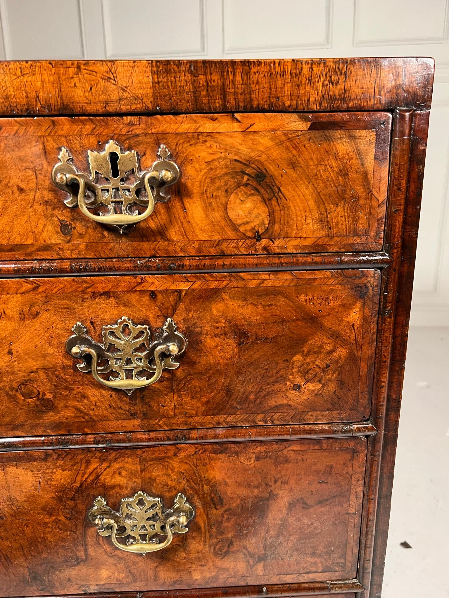 18th-century-walnut-caddy-top-chest-of-drawers-for-sale-at-1stdibs