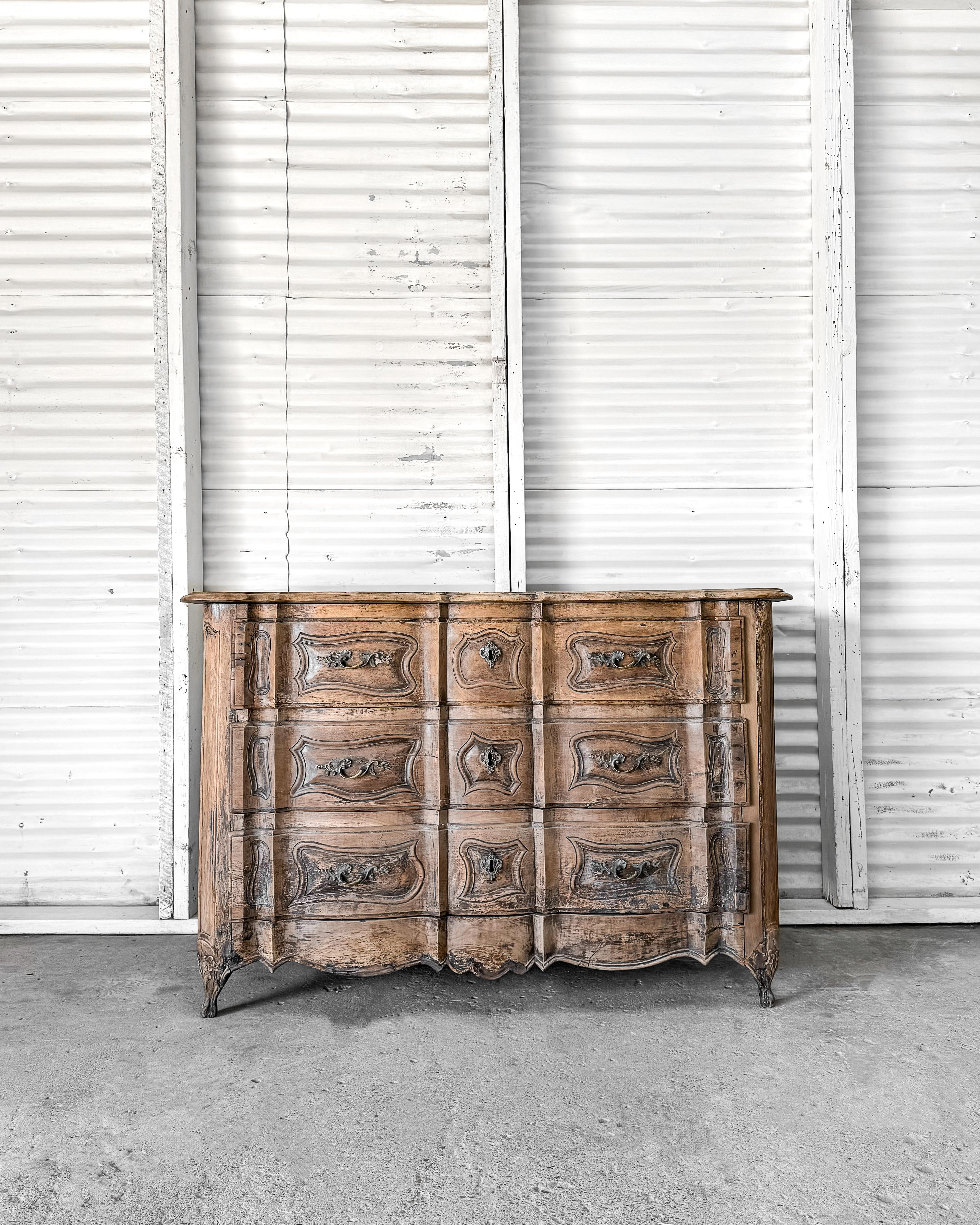 French Provincial 18th Century Walnut Chest of Drawers