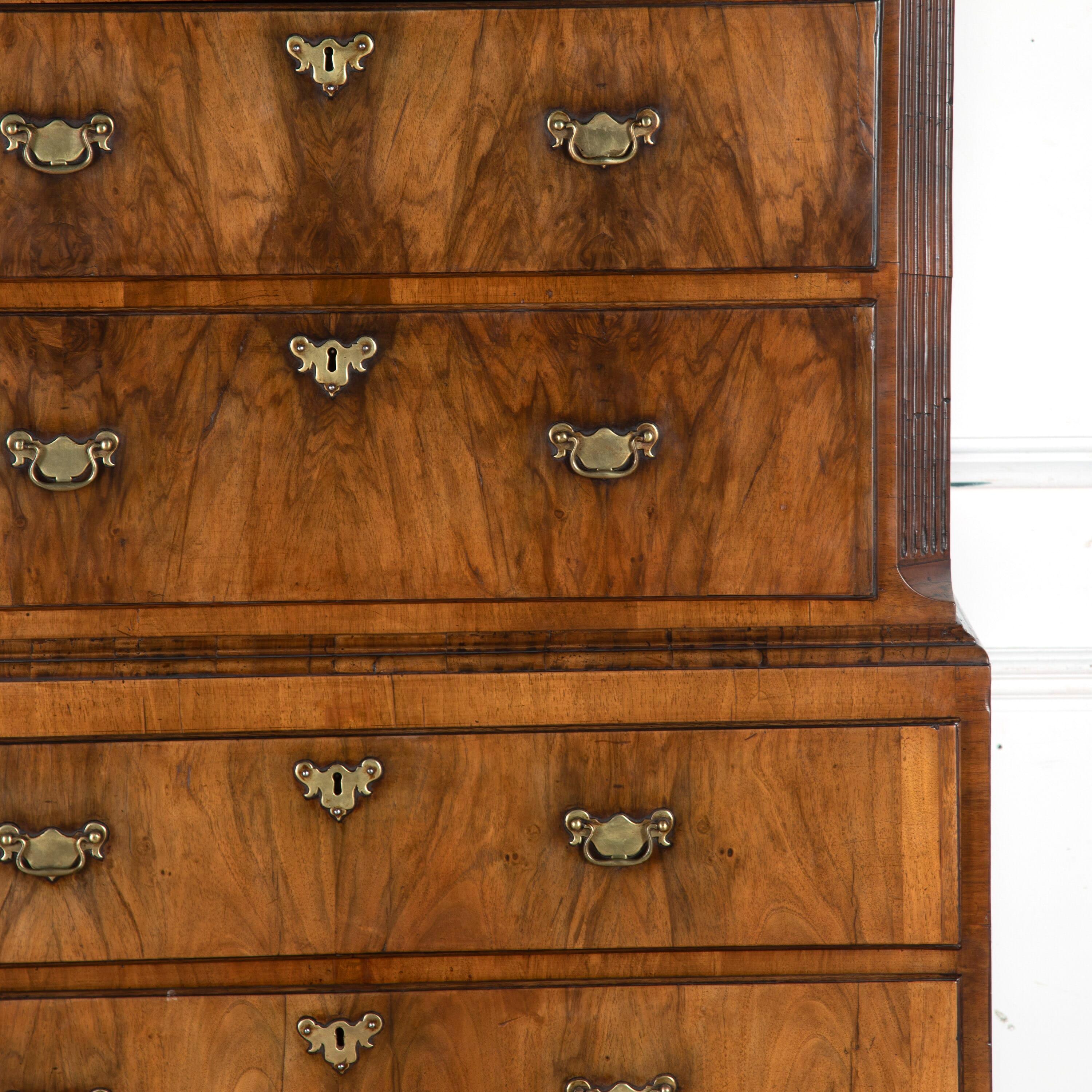 18th Century Walnut Chest on Chest In Good Condition In Gloucestershire, GB