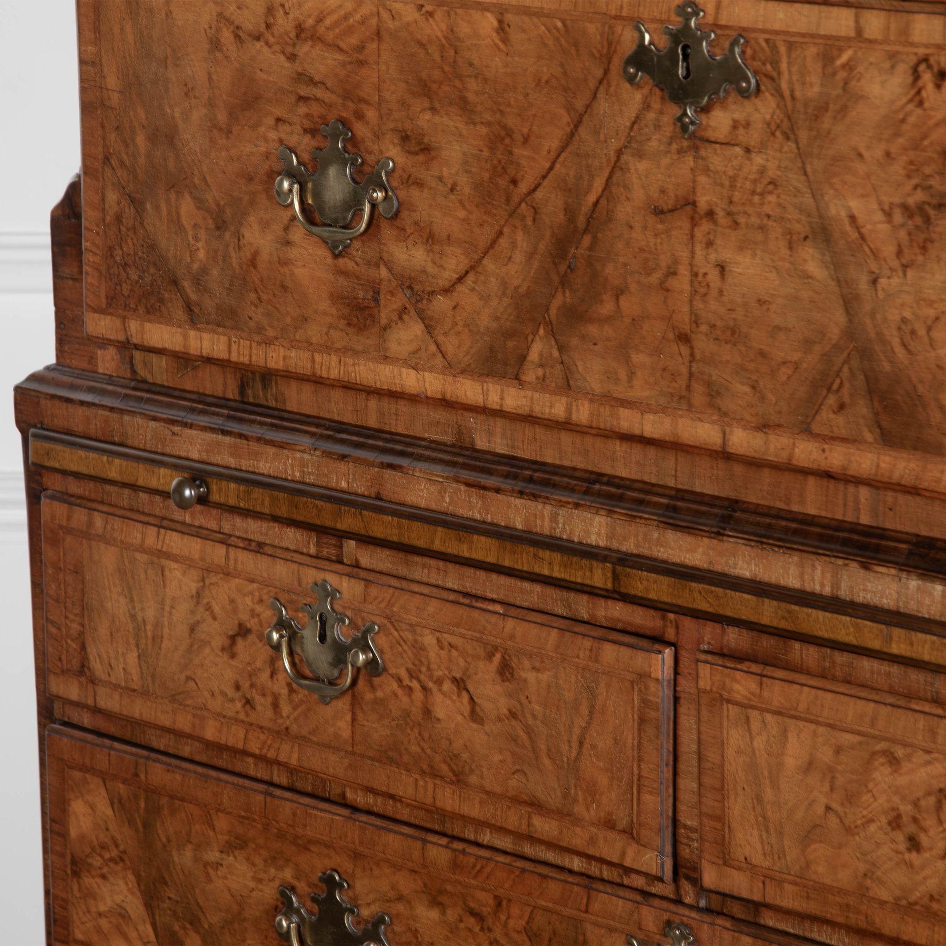 18th Century and Earlier 18th Century Walnut Chest on Chest For Sale