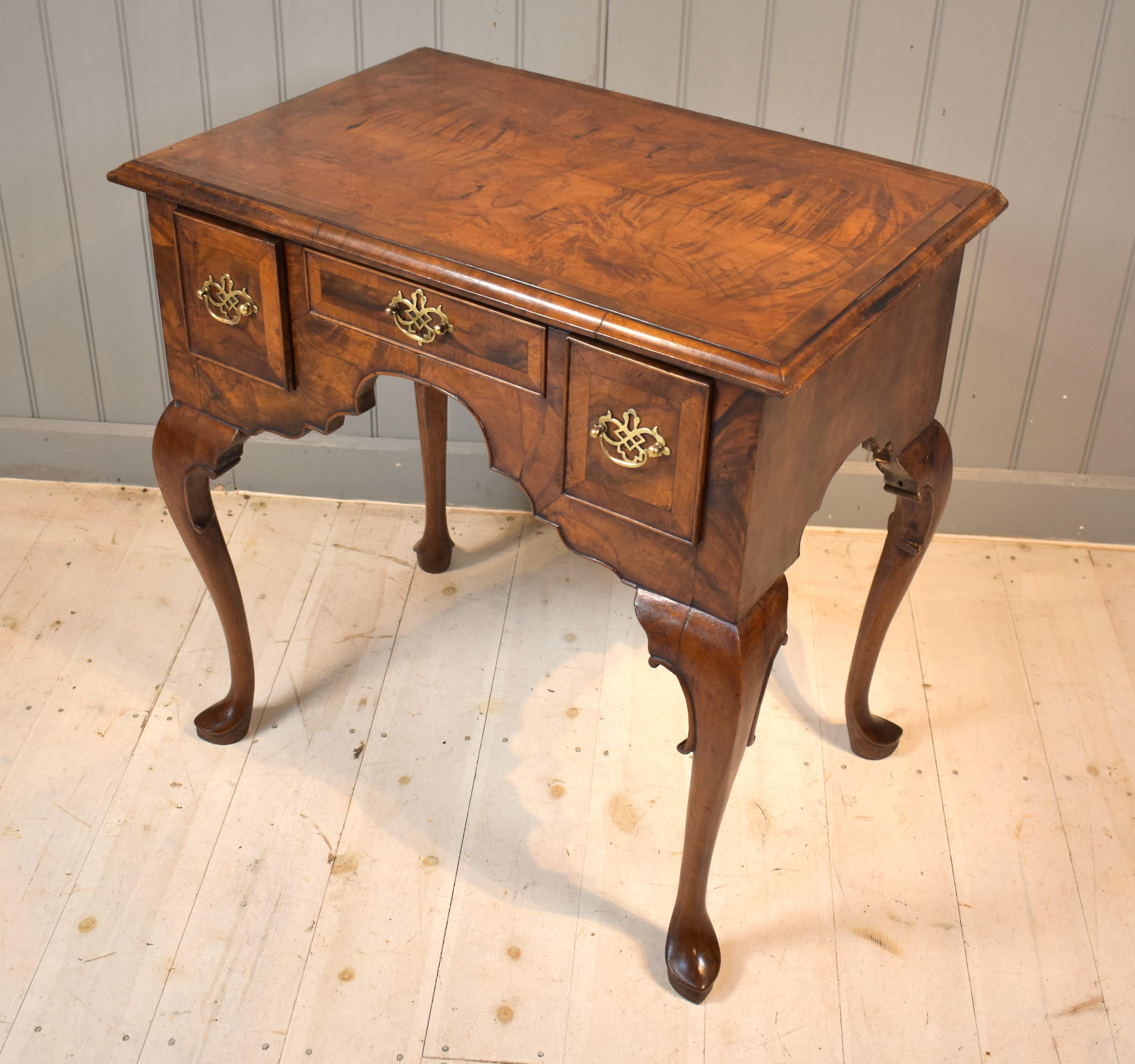 English 18th Century walnut lowboy side table