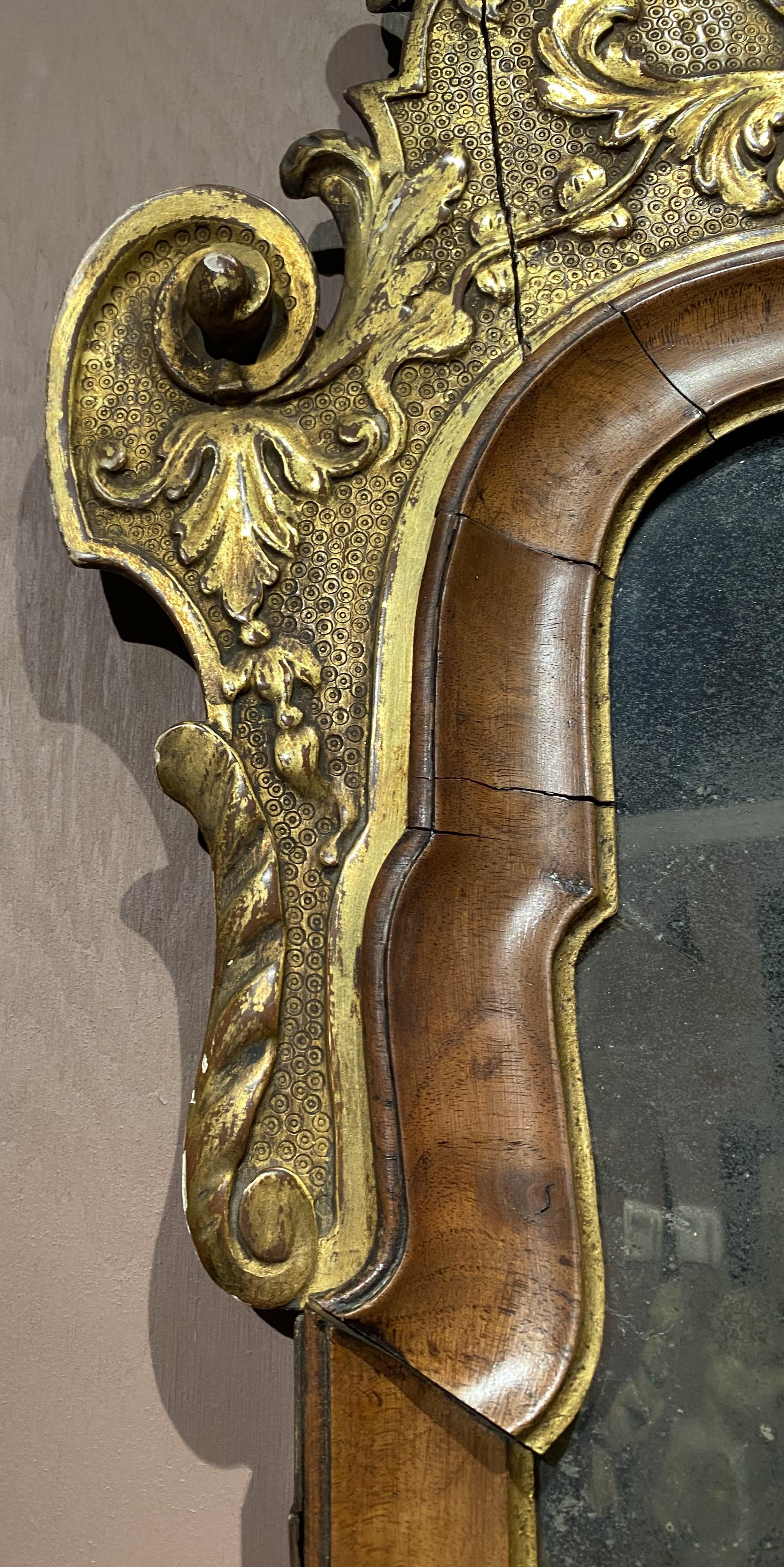 18th Century Walnut & Mahogany Looking Glass with Carved Prince of Wales Feather For Sale 1