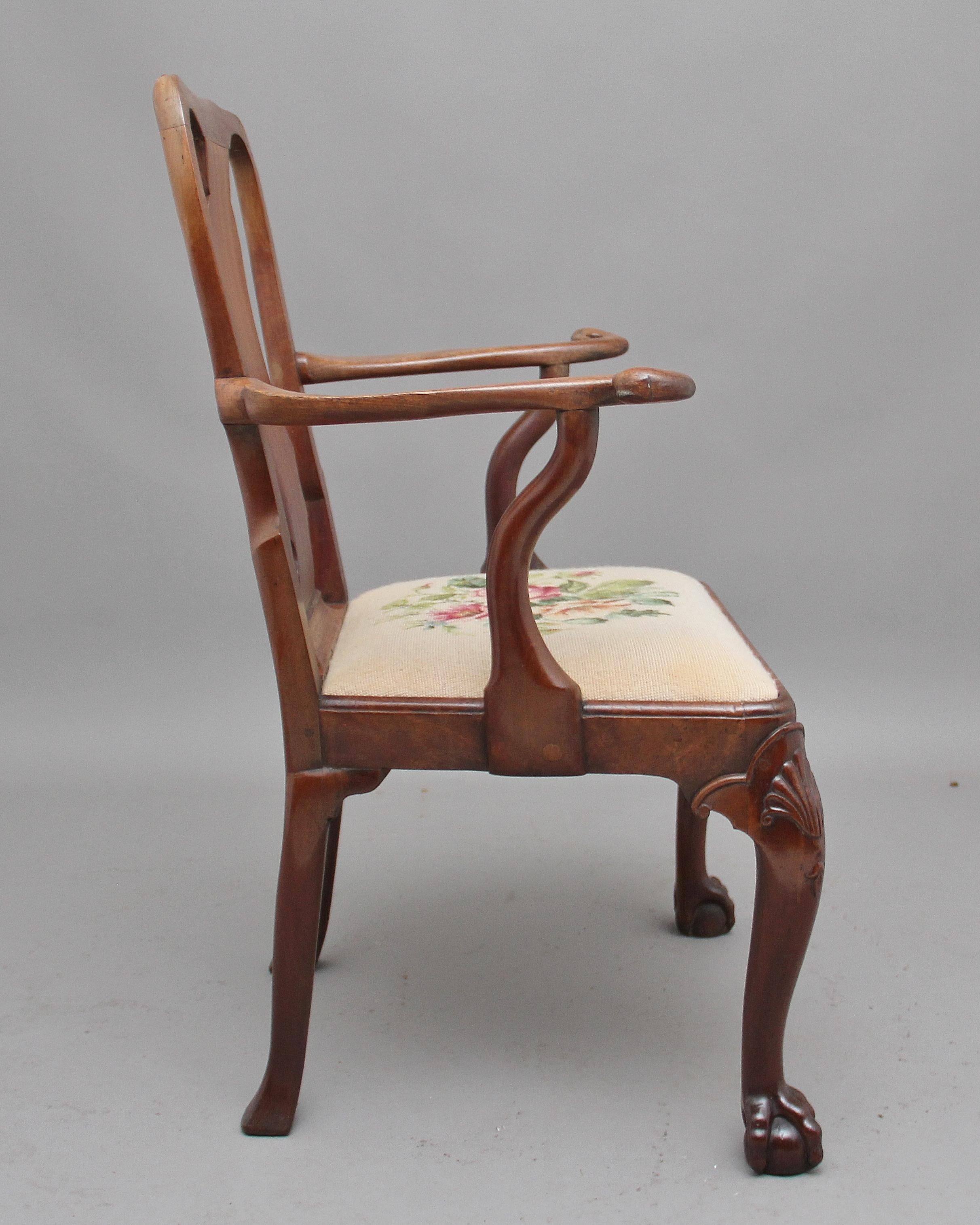 Queen Anne 18th Century Walnut Open Armchair For Sale