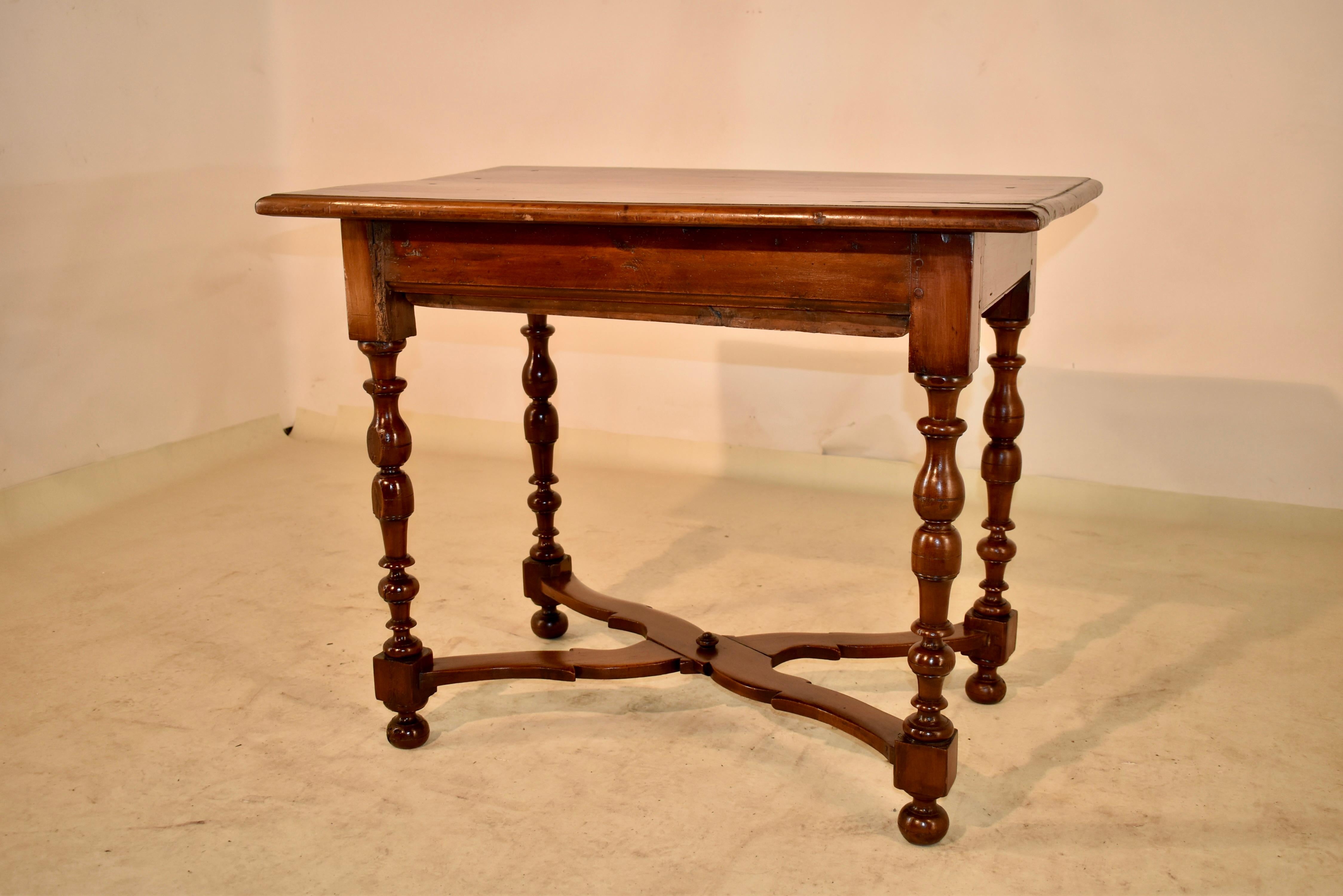 18th Century Walnut Side Table For Sale 6