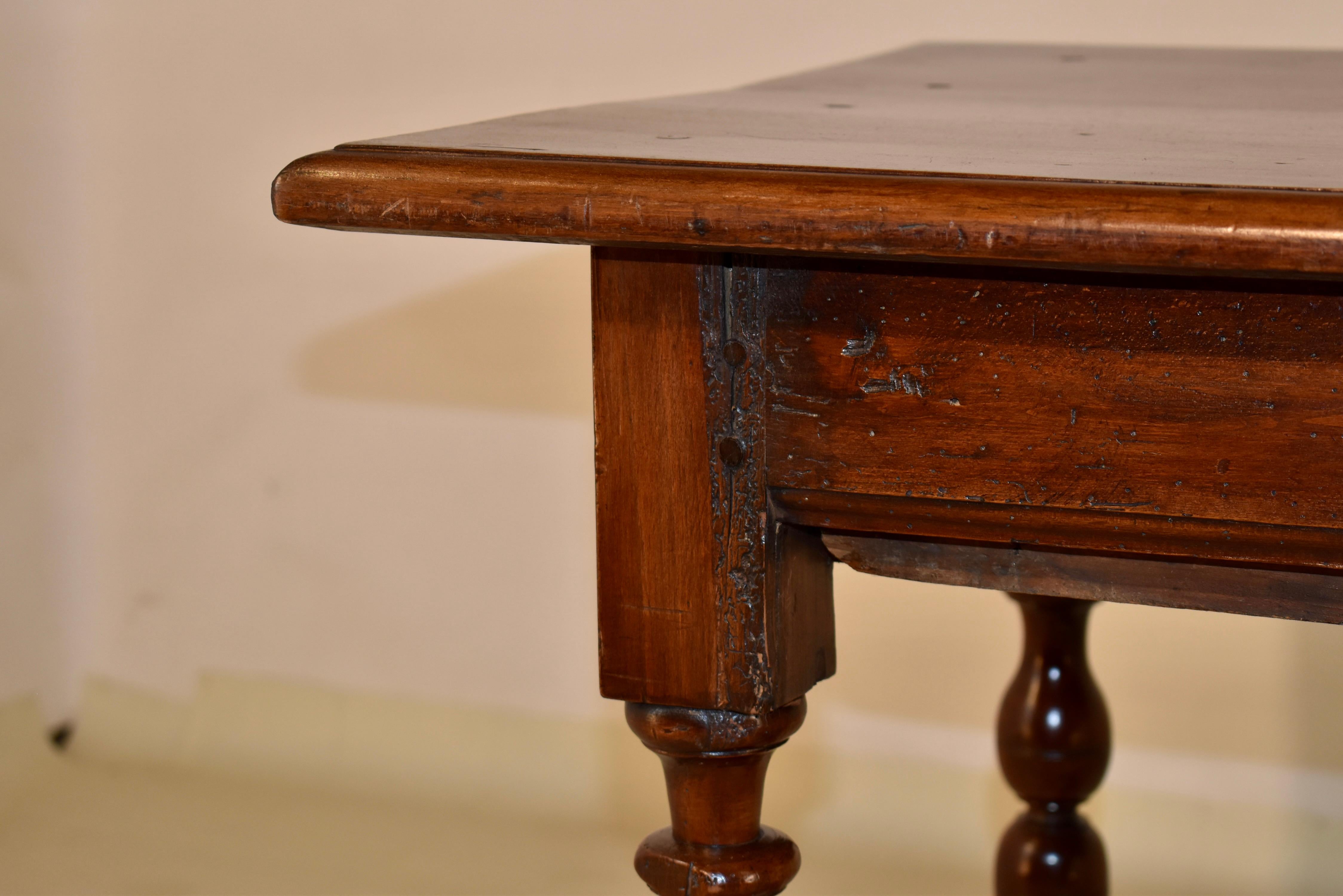 18th Century Walnut Side Table For Sale 7