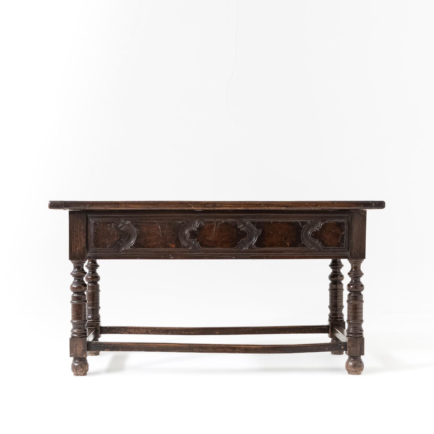 18th Century and Earlier 18th Century Walnut Spanish Serving Table For Sale