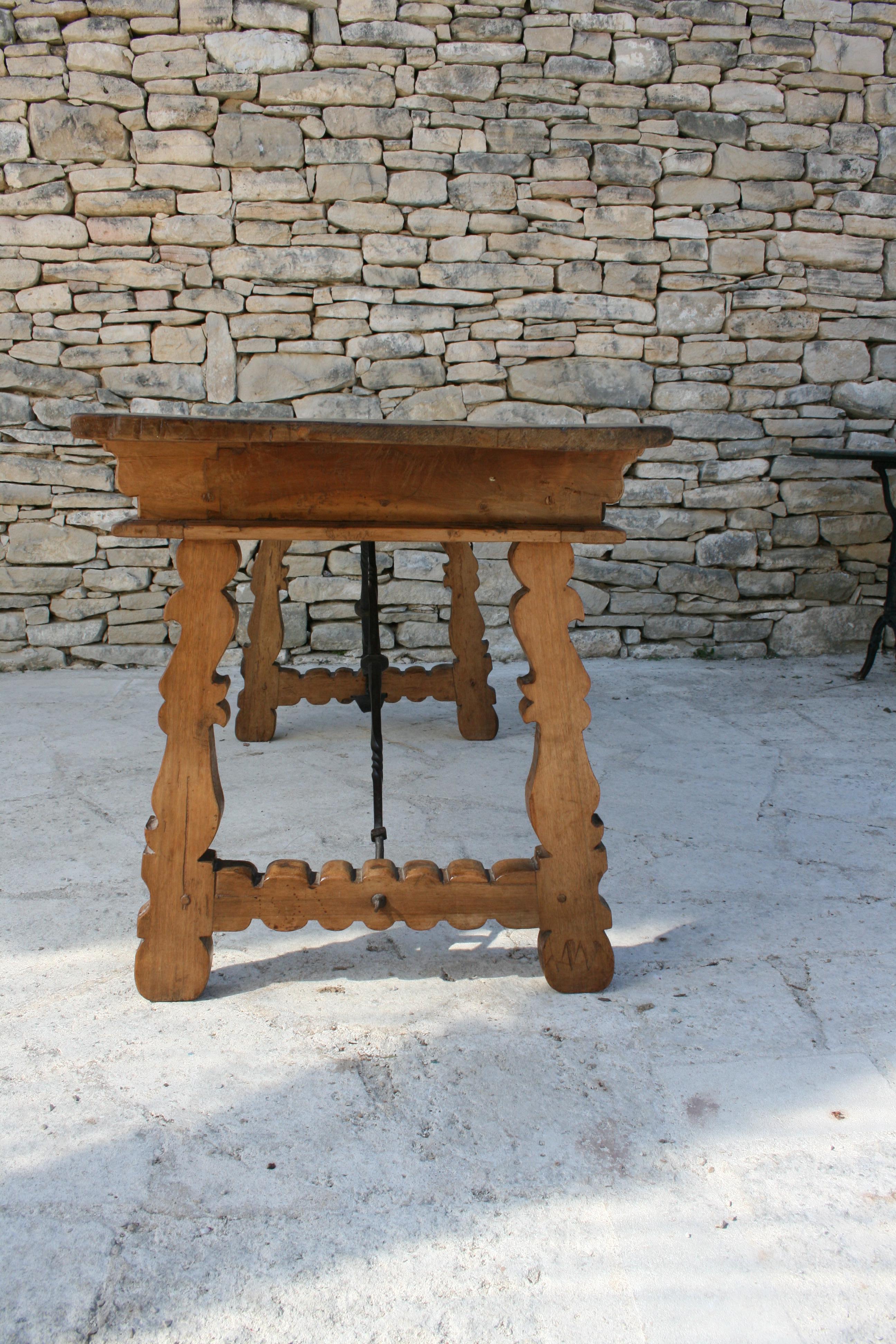 18th Century Walnut Spanish Table For Sale 3