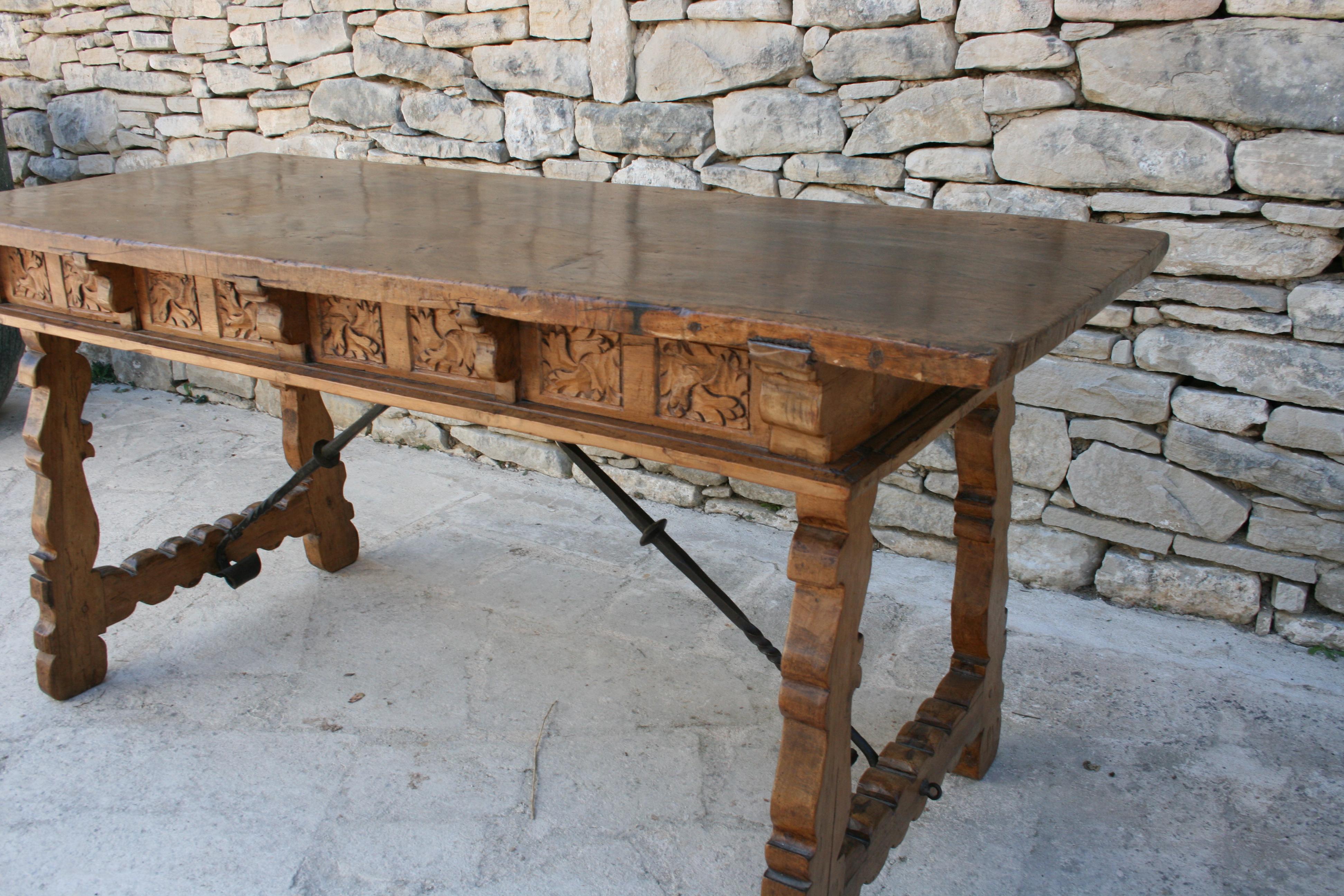 18th Century Walnut Spanish Table For Sale 5
