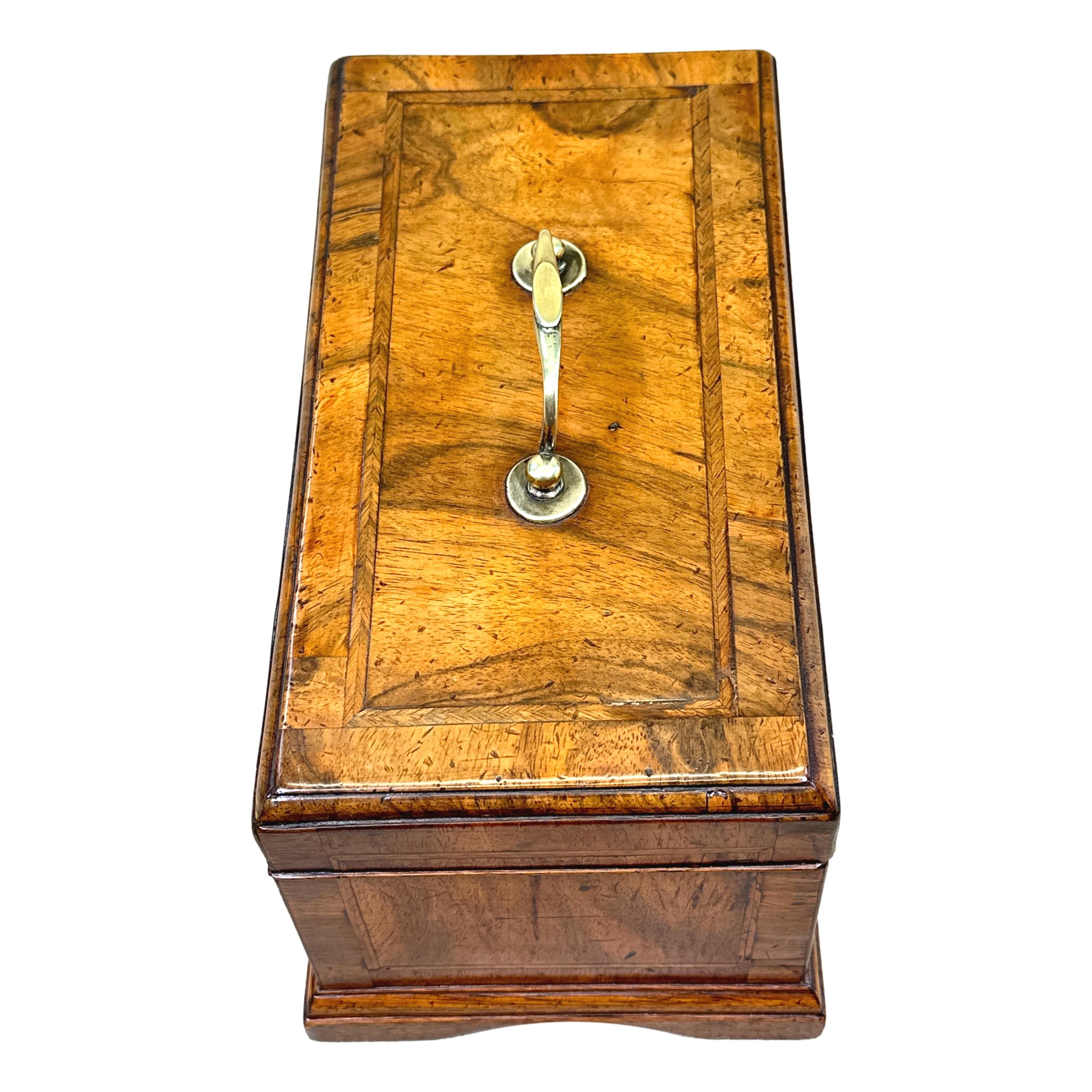 English 18th Century Walnut Tea Caddy For Sale
