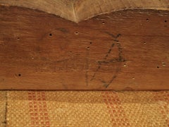 Fauteuil en bois de noyer du 18ème siècle de Nicolas Foliot, fabricant de meubles du roi
