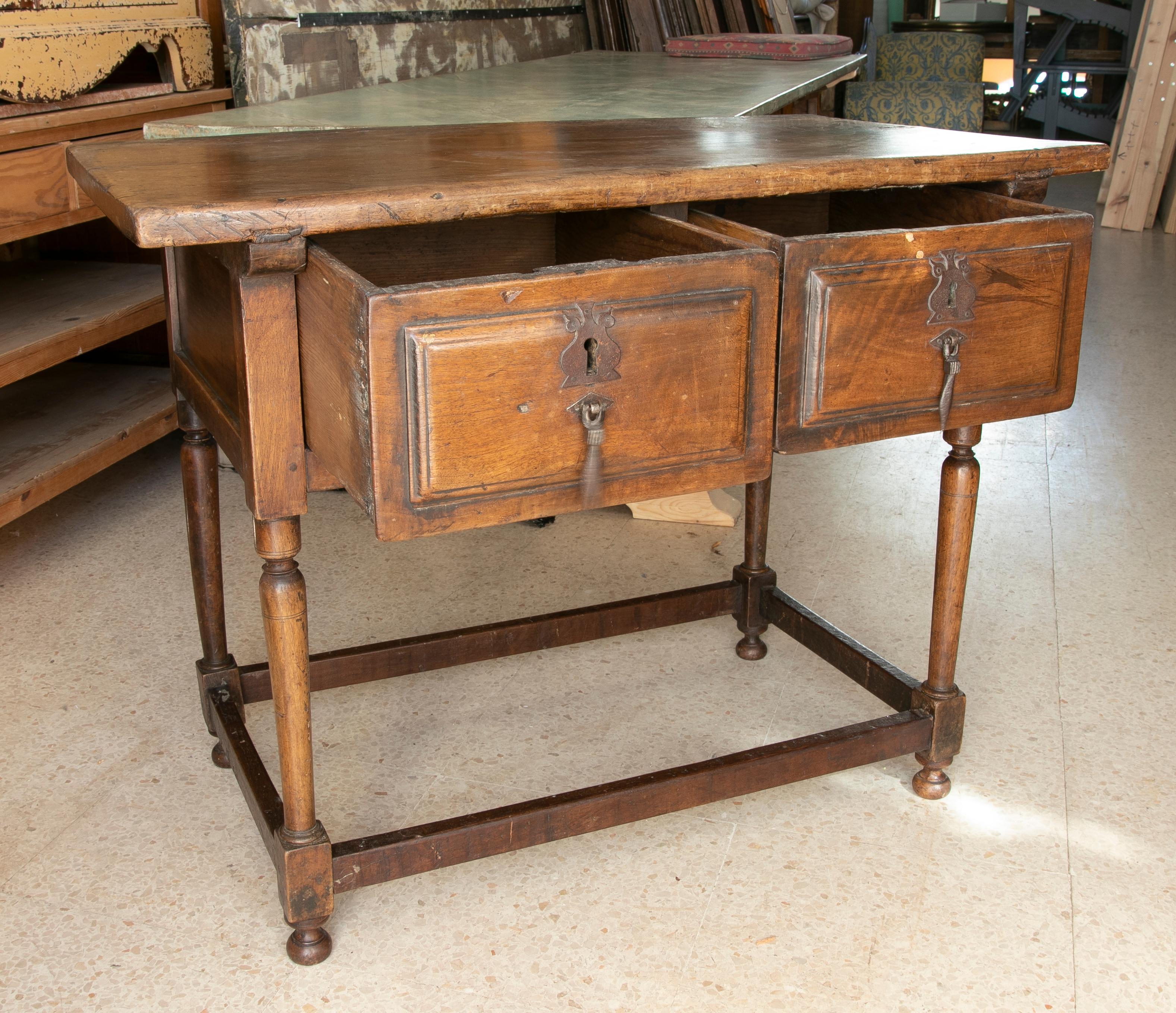 Spanish 18th Century Walnut Writing Table with Two Drawers and Antique Fittings For Sale