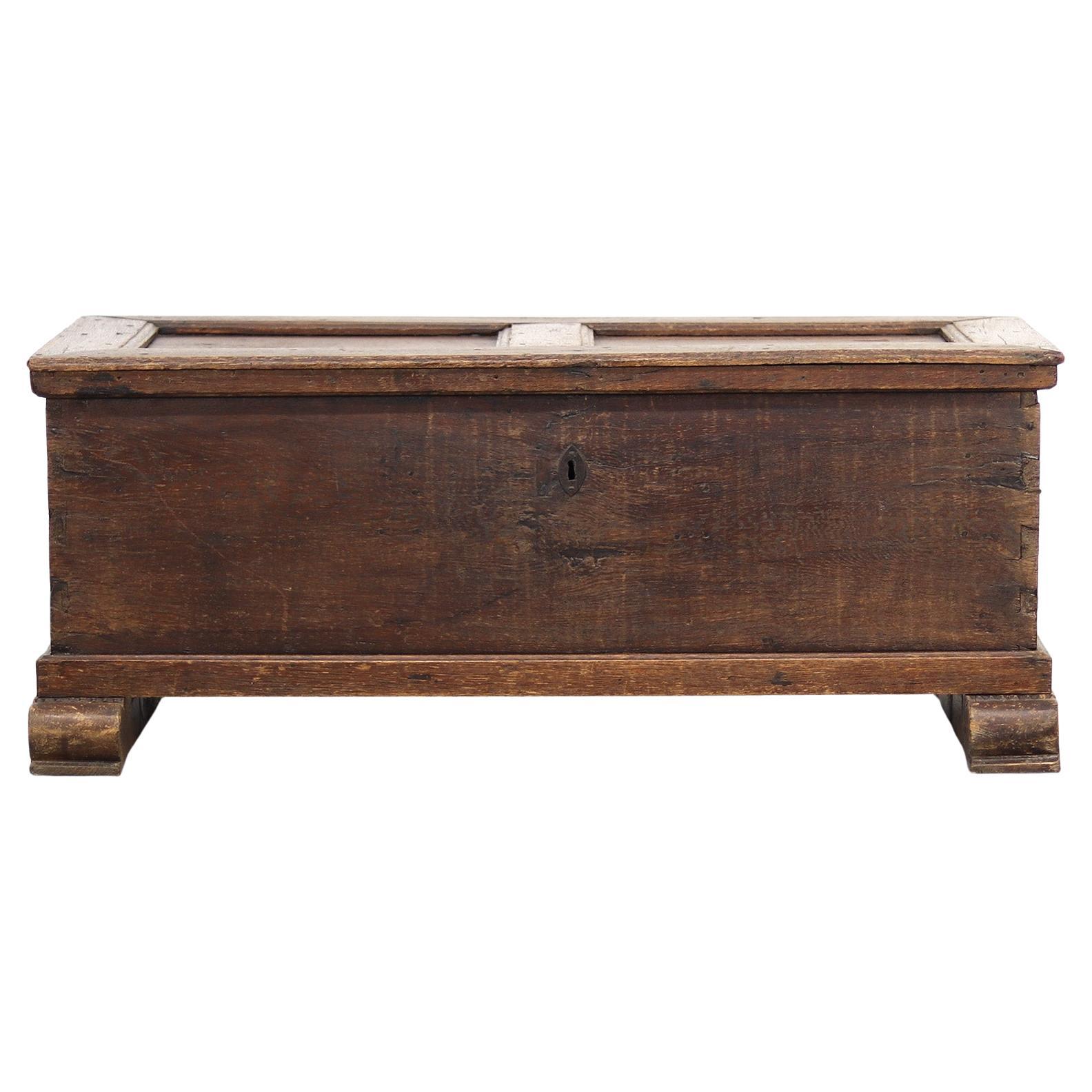 18th Century Weathered Primitive Rustic Farmhouse Oak Chest For Sale