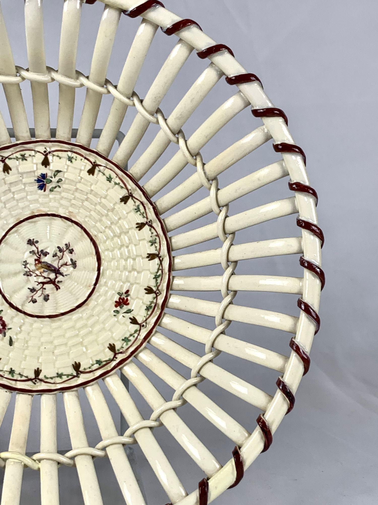 18th Century Wedgwood Creamware Bowl with English Strapwork Design Circa 1780 For Sale 2