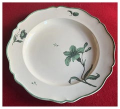 18th Century Wedgwood Creamware Plate with Botanical Decoration Circa 1770