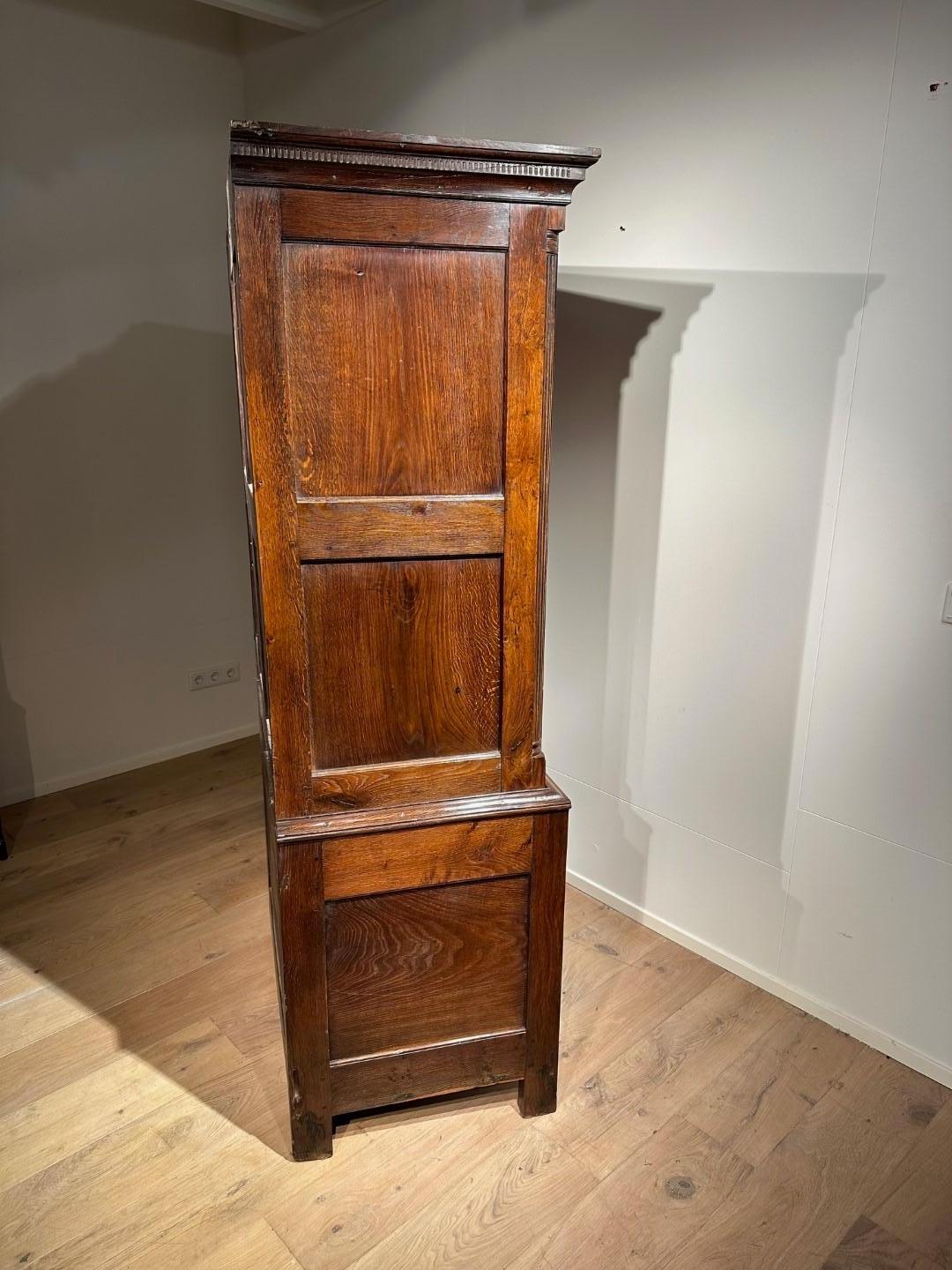 18th Century Welsh Cupboard For Sale 6