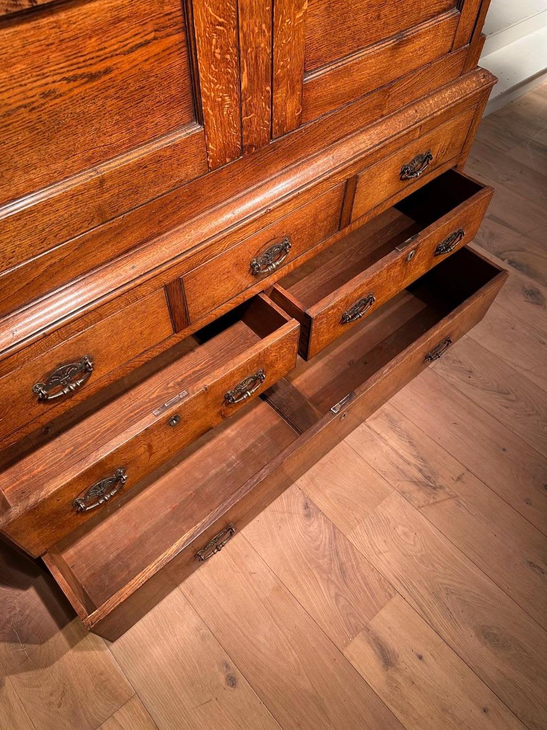 18th Century Welsh Cupboard For Sale 4