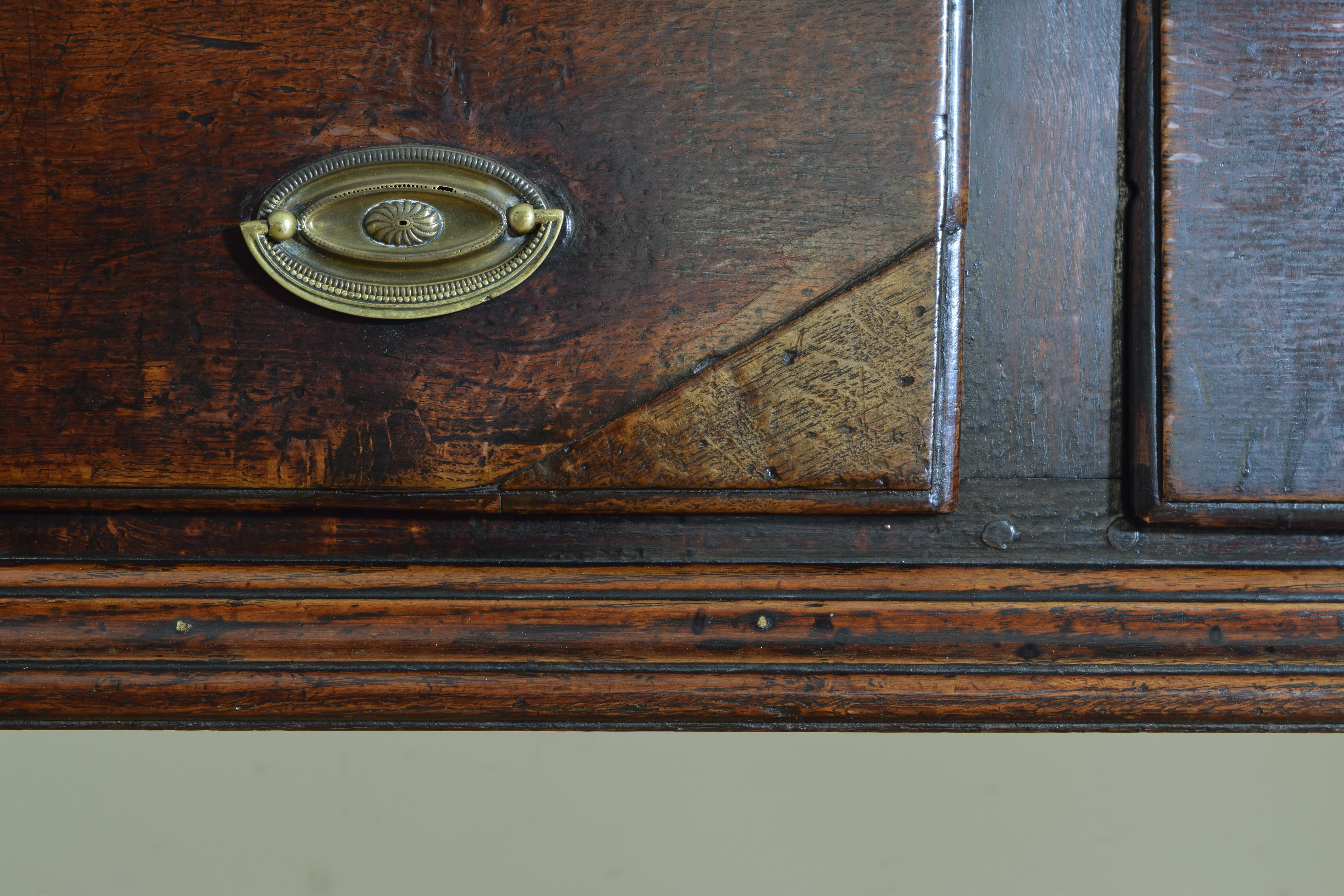 Welsh George II Period Oak 2-Drawer Dresser Base or Server, Mid-18th Century 6