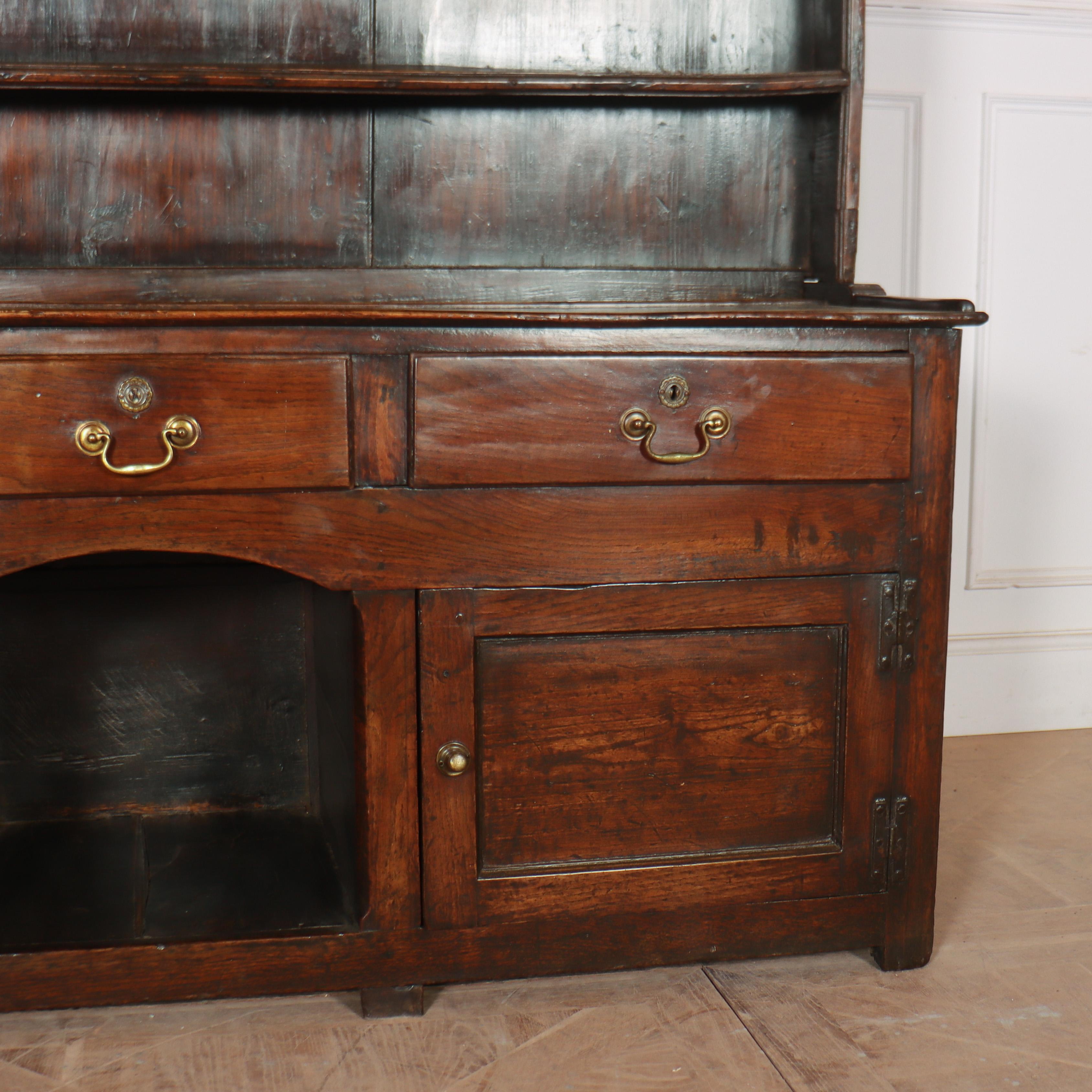 18th Century Welsh Dresser In Good Condition For Sale In Leamington Spa, Warwickshire