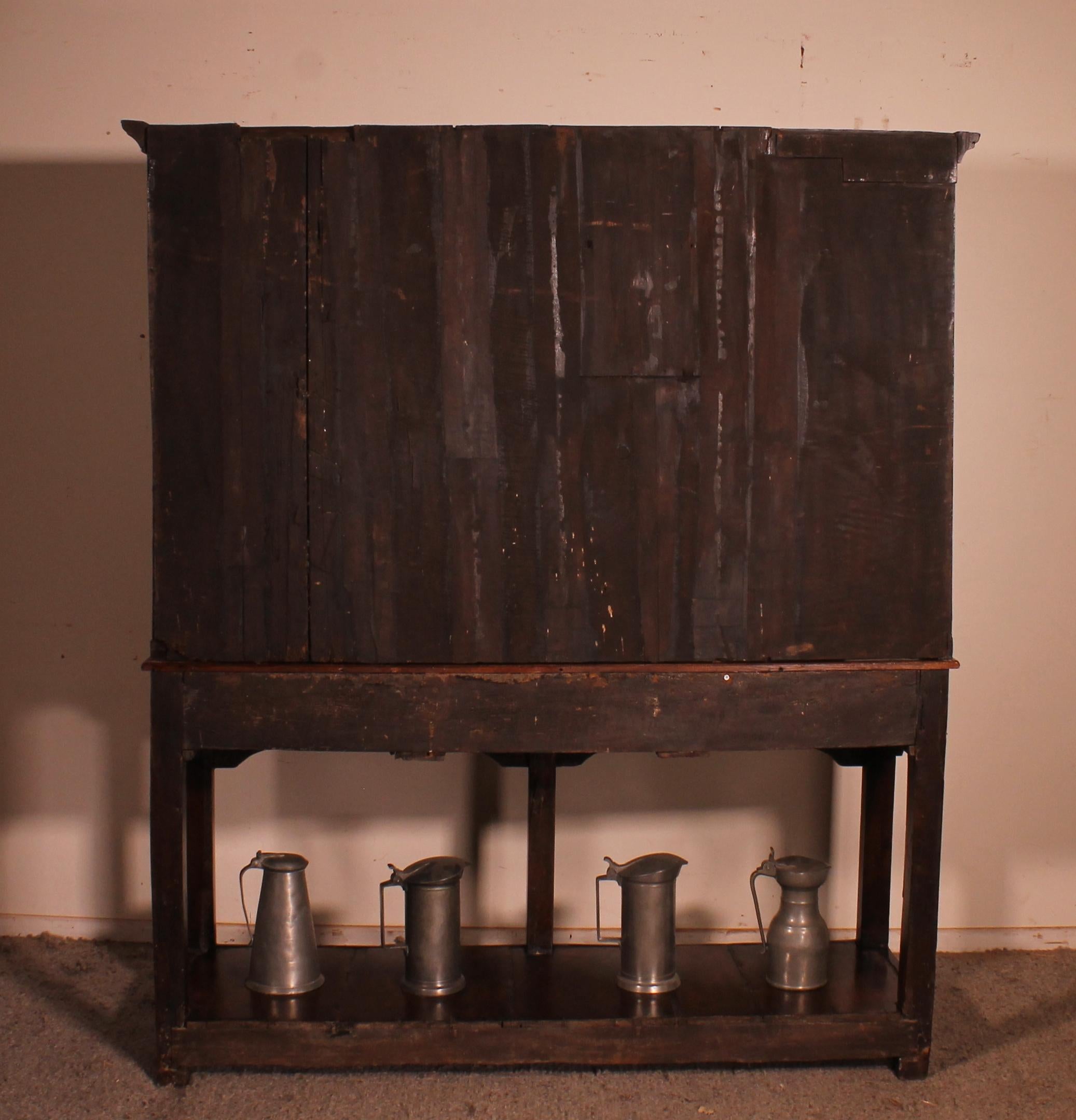 18th Century Welsh Dresser In Oak For Sale 2