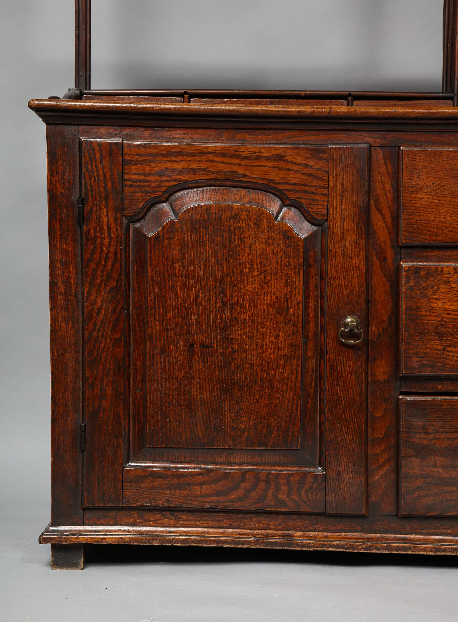 18th Century Welsh Oak Dresser For Sale 10