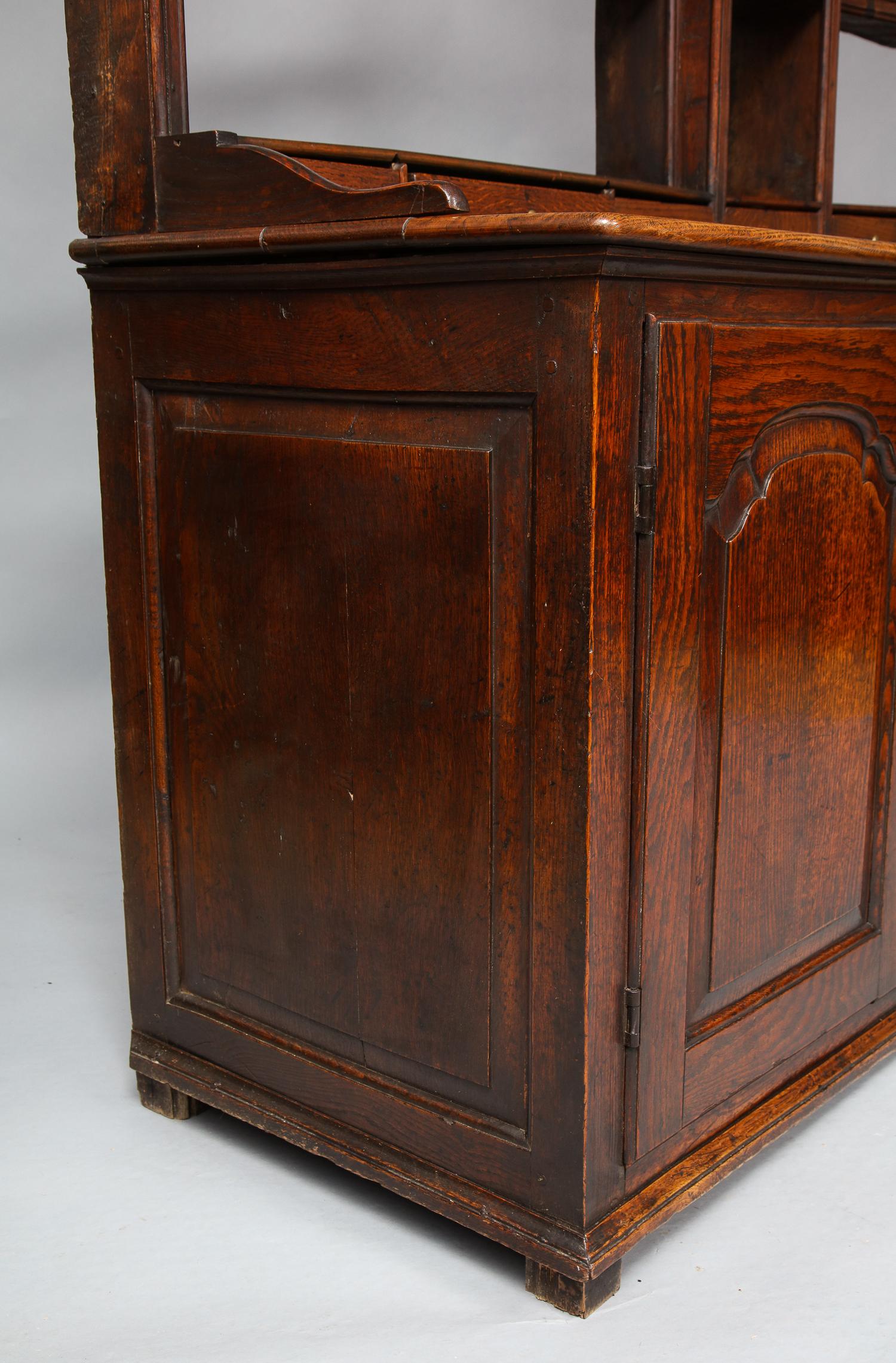 18th Century Welsh Oak Dresser For Sale 16