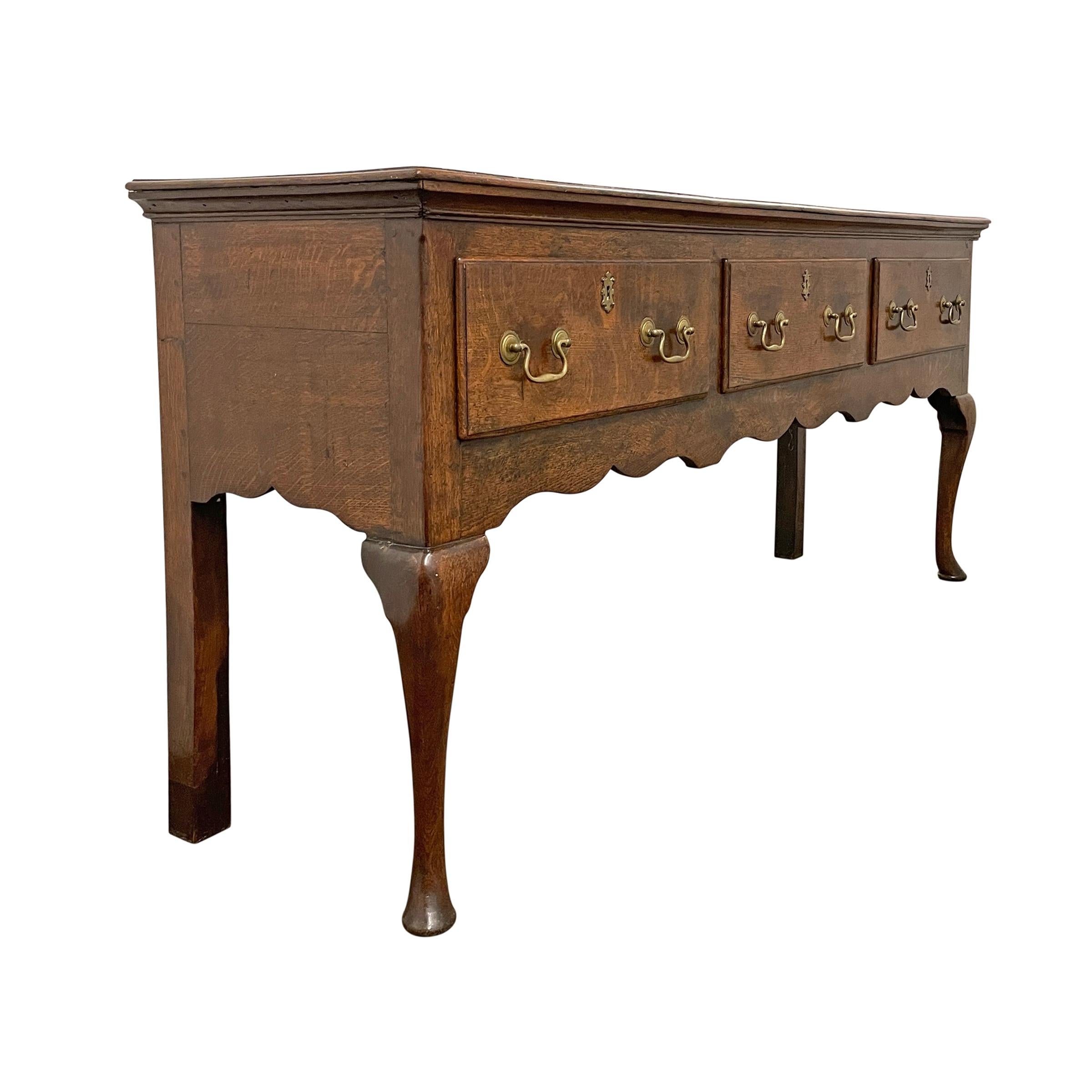 18th Century Welsh Oak Dresser In Good Condition In Chicago, IL