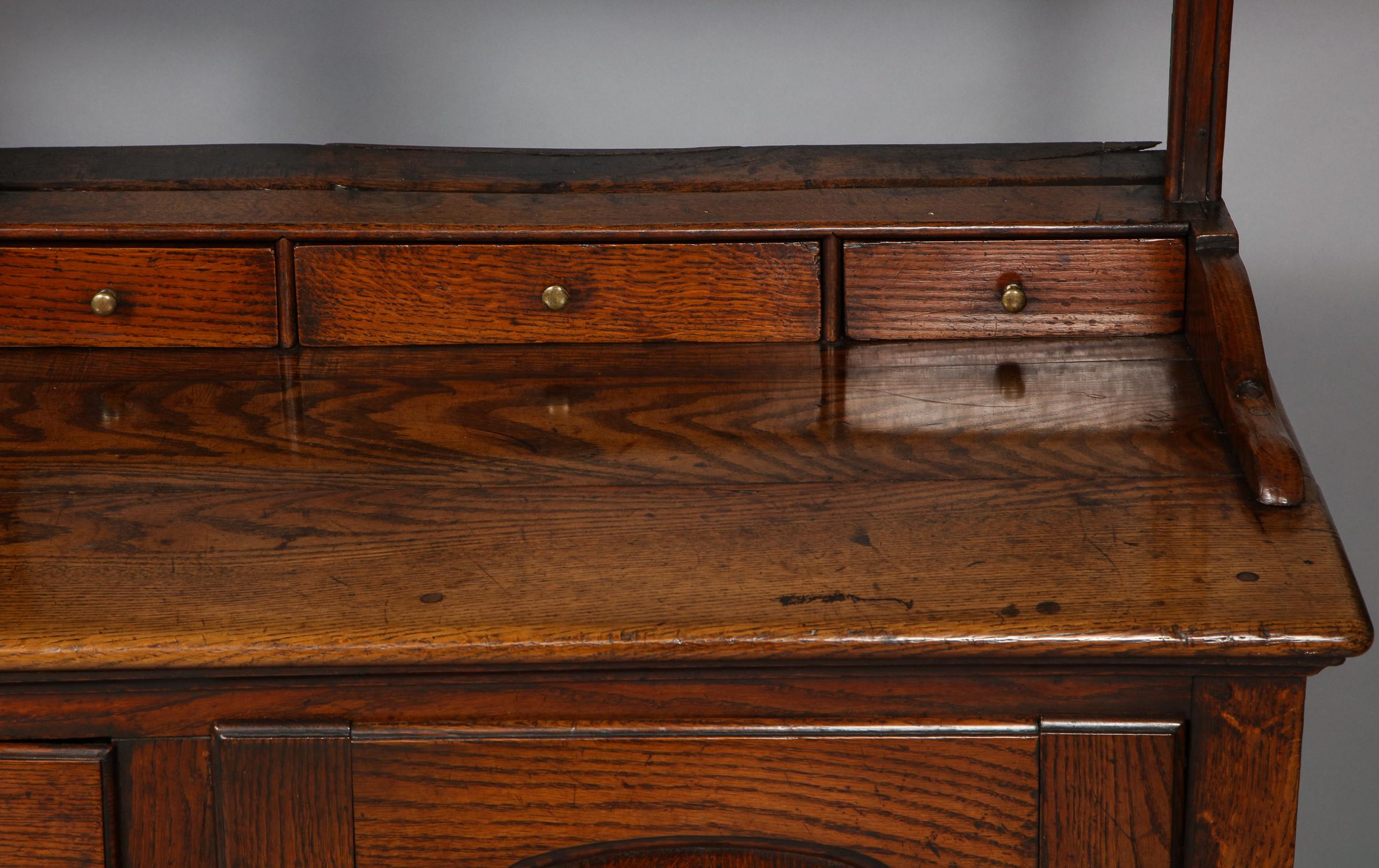 18th Century Welsh Oak Dresser For Sale 1