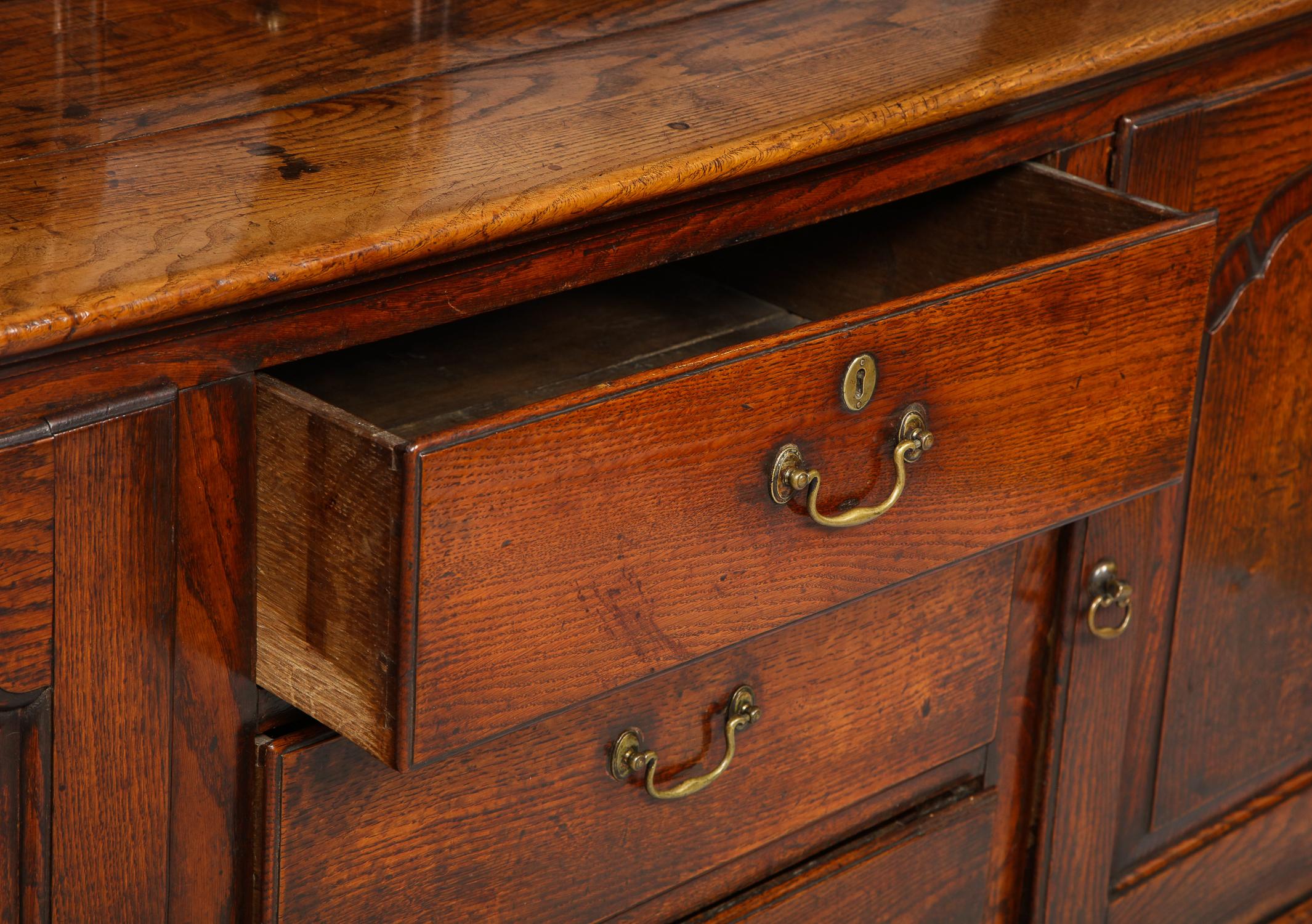 18th Century Welsh Oak Dresser For Sale 5