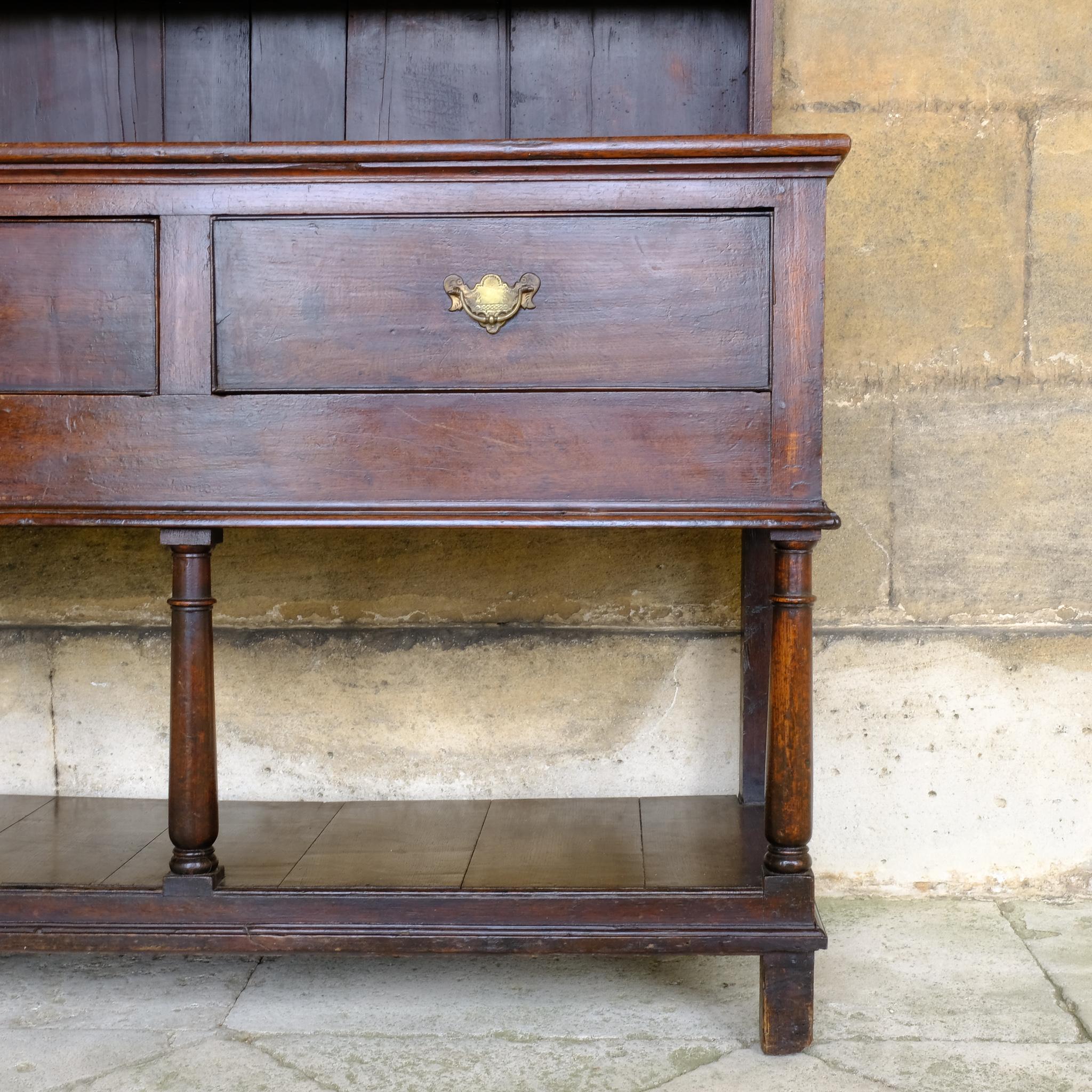 18th Century Welsh Oak Dresser 2