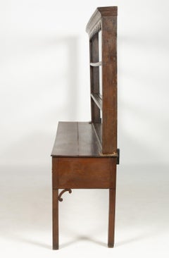 18th Century Welsh Oak Dresser with Plate Rack