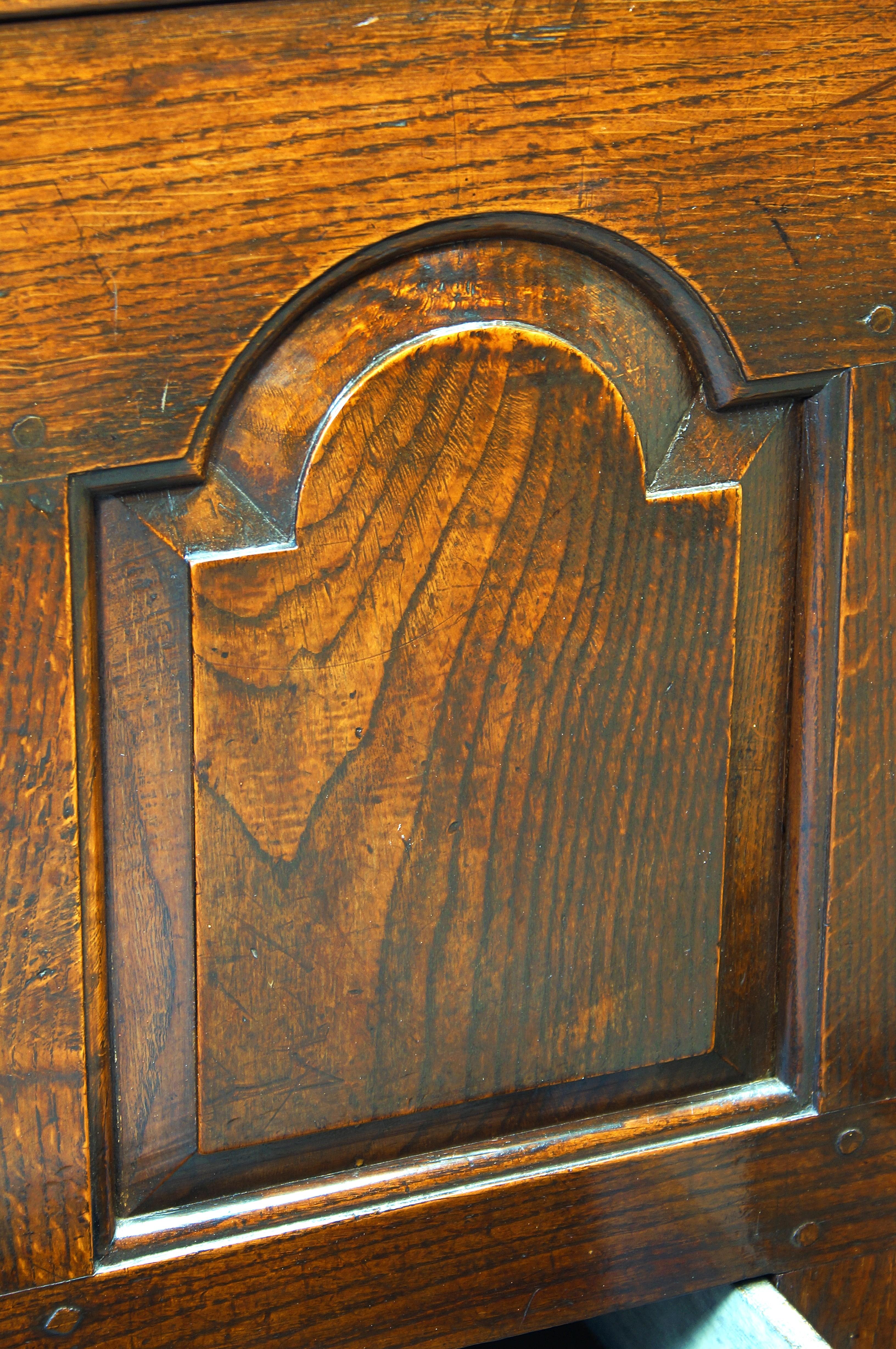 18th Century Welsh Oak Press Cupboard. For Sale 3