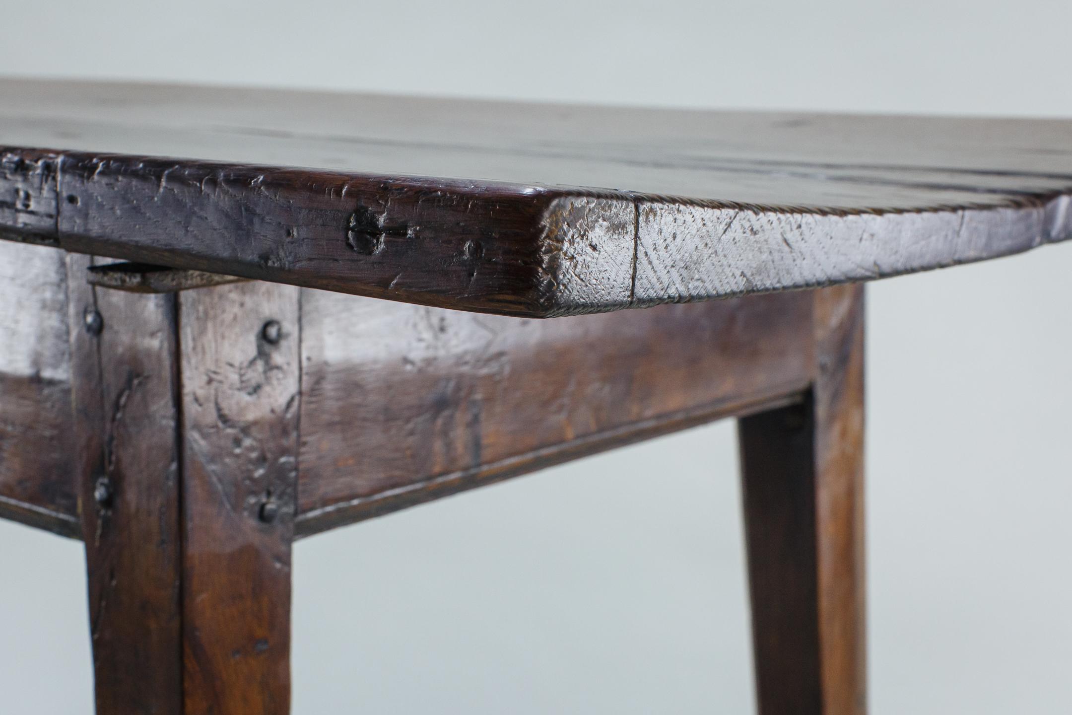 18th Century Welsh Single Plank Farmhouse Table in Oak For Sale 8