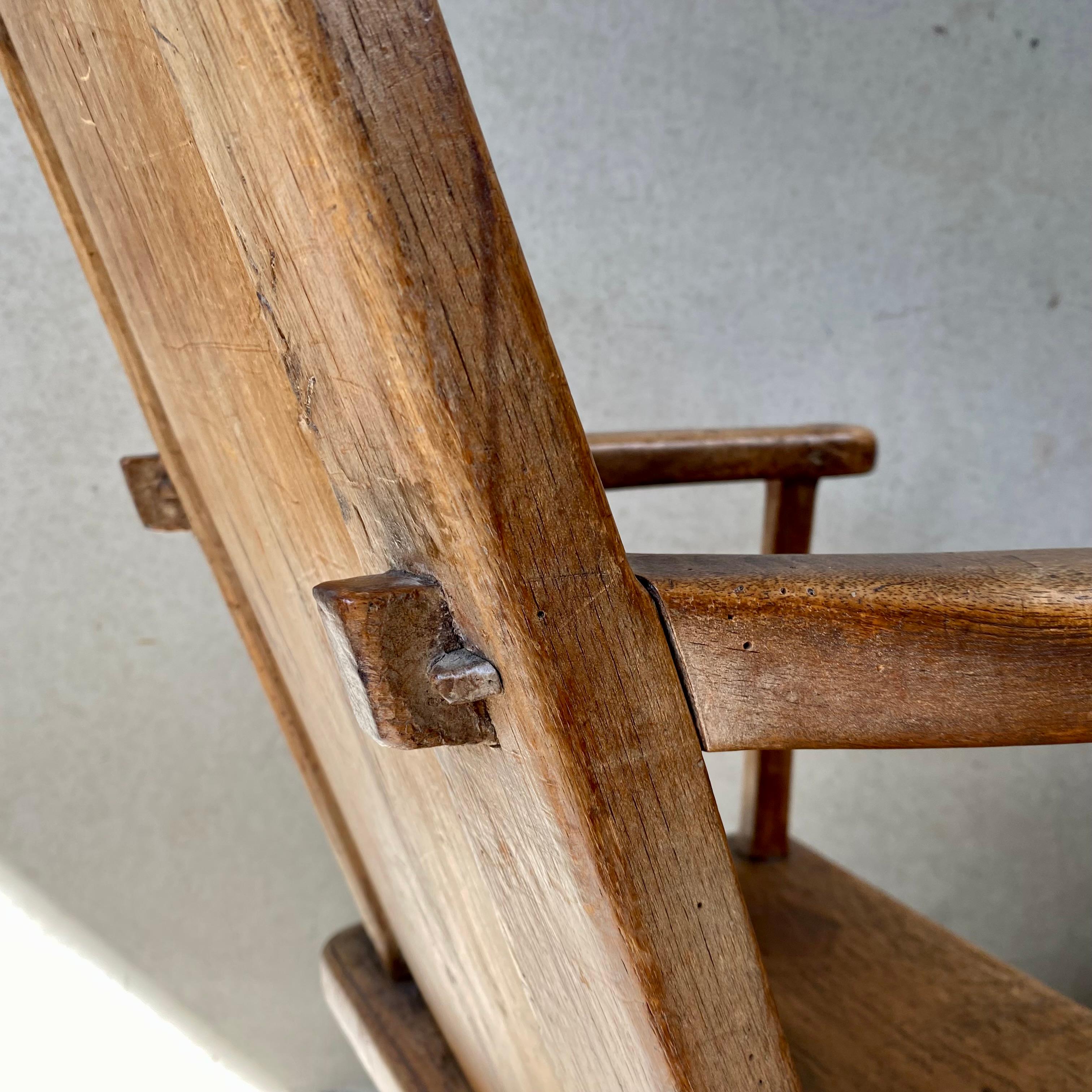 Rustic 18th Century Rustik Oak Welsh Vernacular Armchair Hall Chair Wainscot For Sale