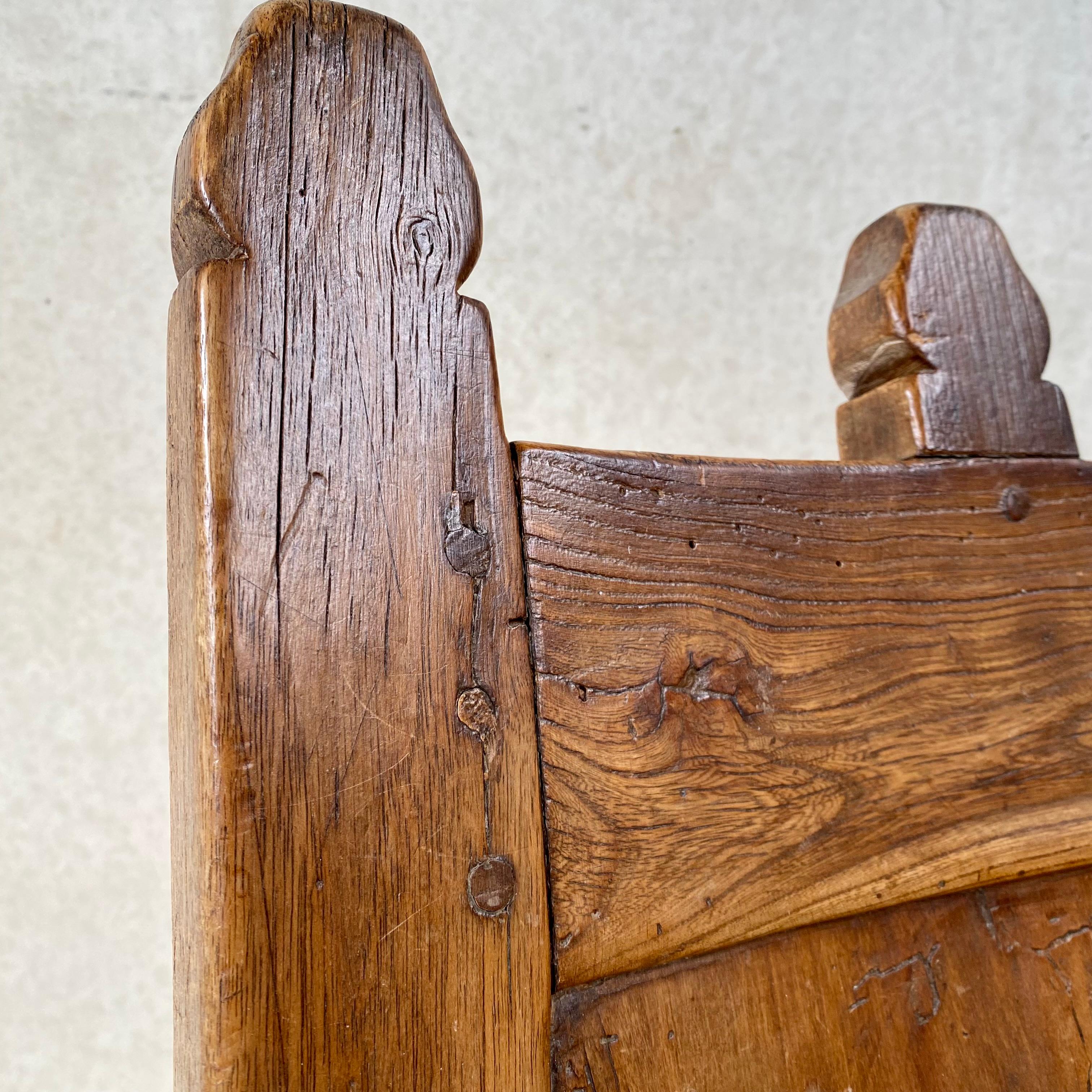 18th Century Rustik Oak Welsh Vernacular Armchair Hall Chair Wainscot For Sale 1