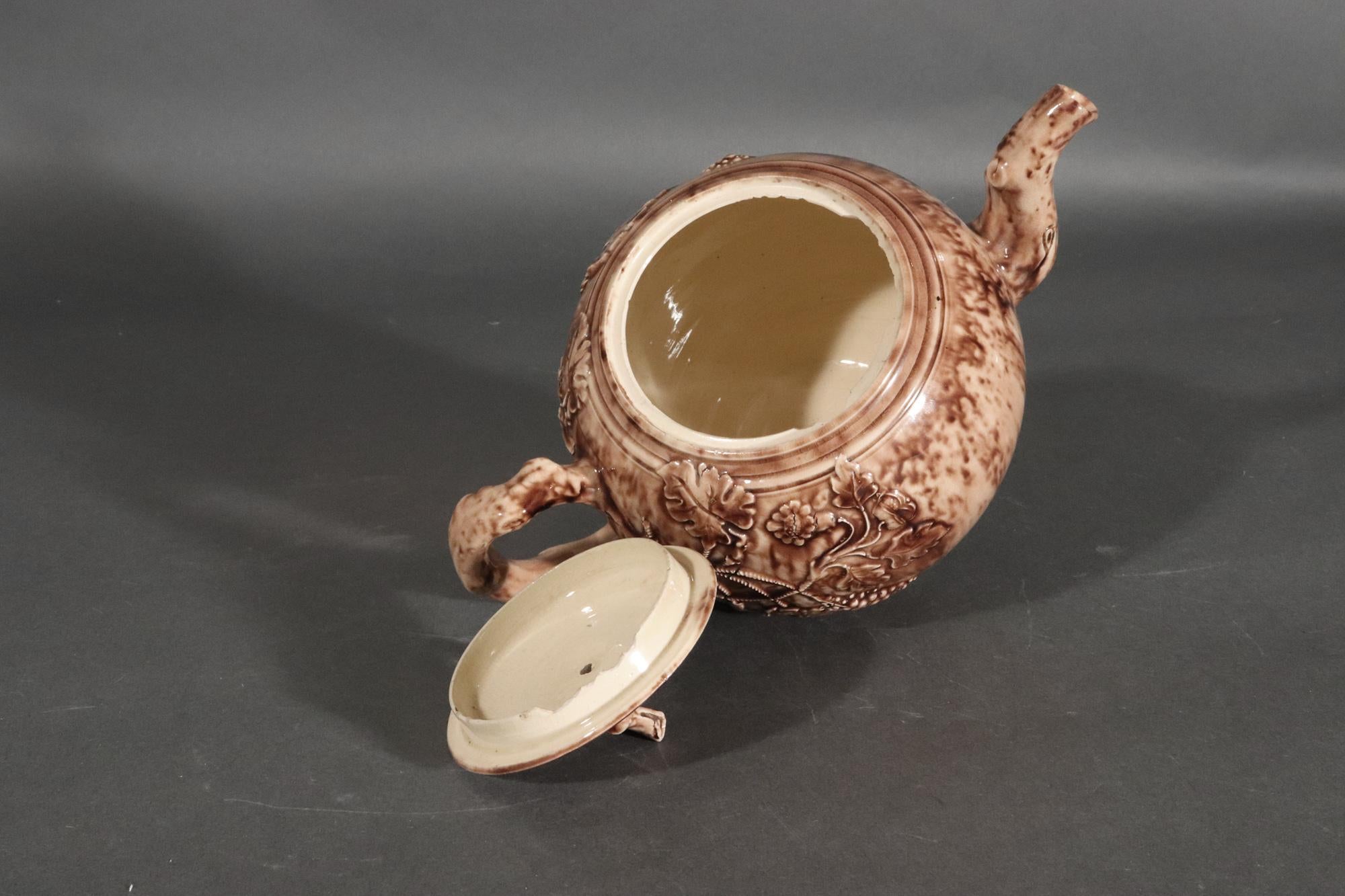 18th Century Whieldon-type Large Tortoise-shell Teapot and Cover For Sale 5