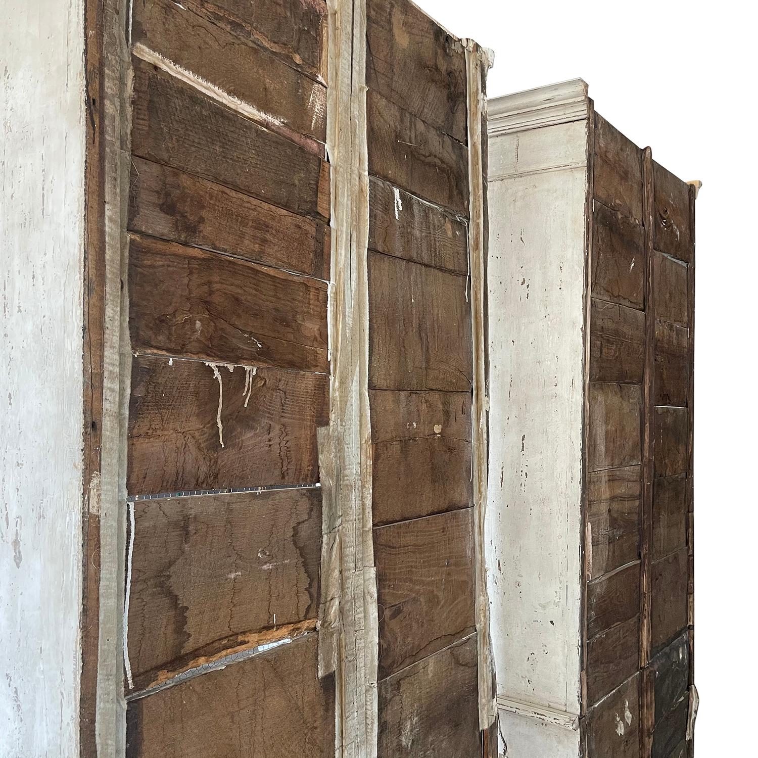 18th Century White-Grey French Pair of Walnut Display Cabinets 2