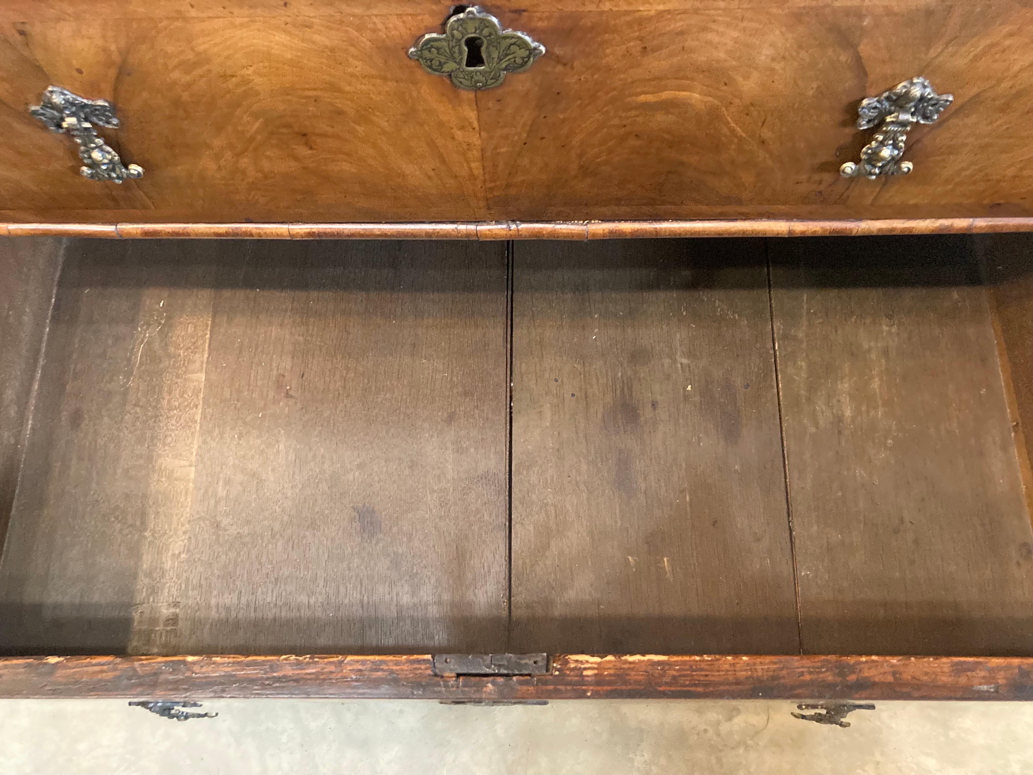 18th Century William and Mary Walnut and Oak Chest of Drawers 3
