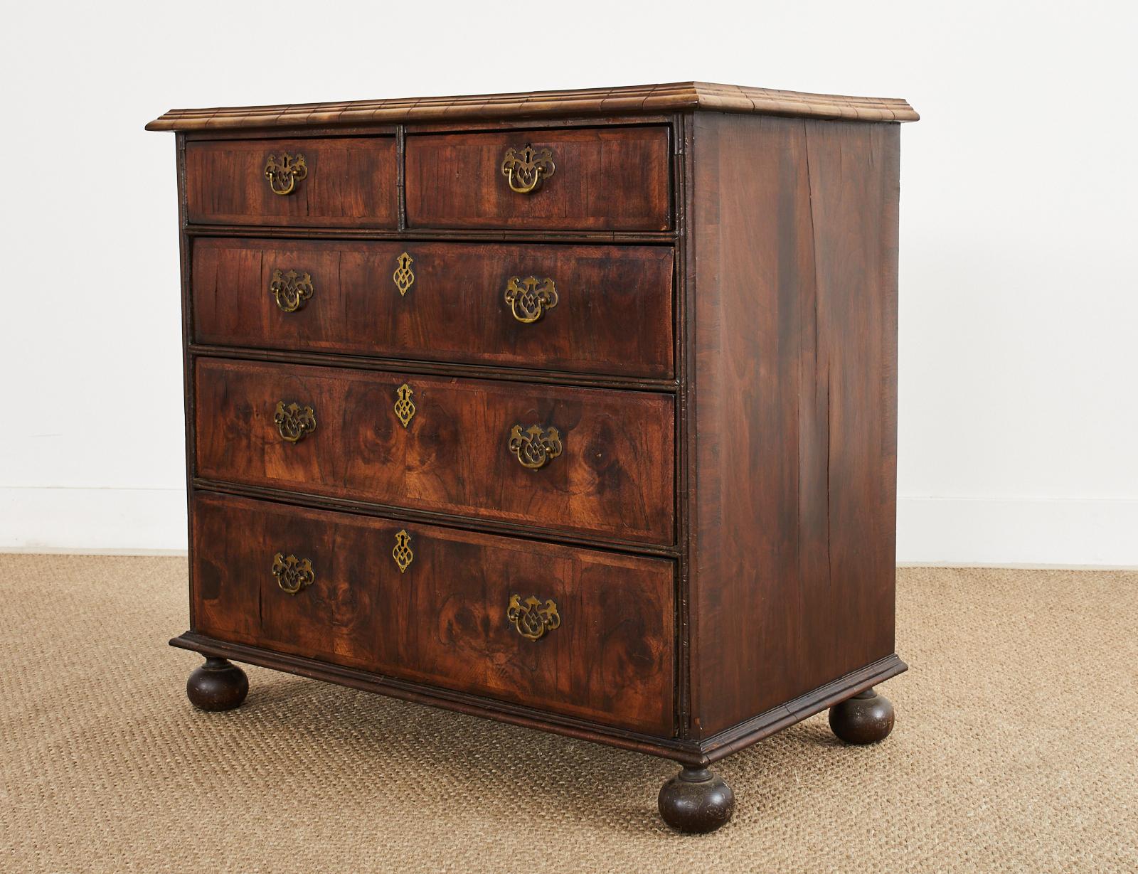 18th Century William and Mary Walnut Veneered Chest of Drawers For Sale 9