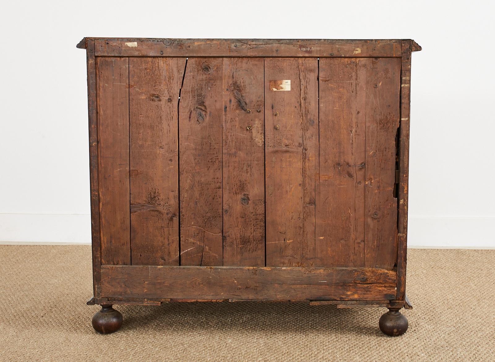 18th Century William and Mary Walnut Veneered Chest of Drawers For Sale 13