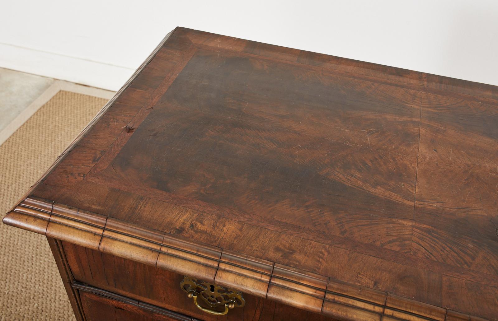 18th Century William and Mary Walnut Veneered Chest of Drawers For Sale 2