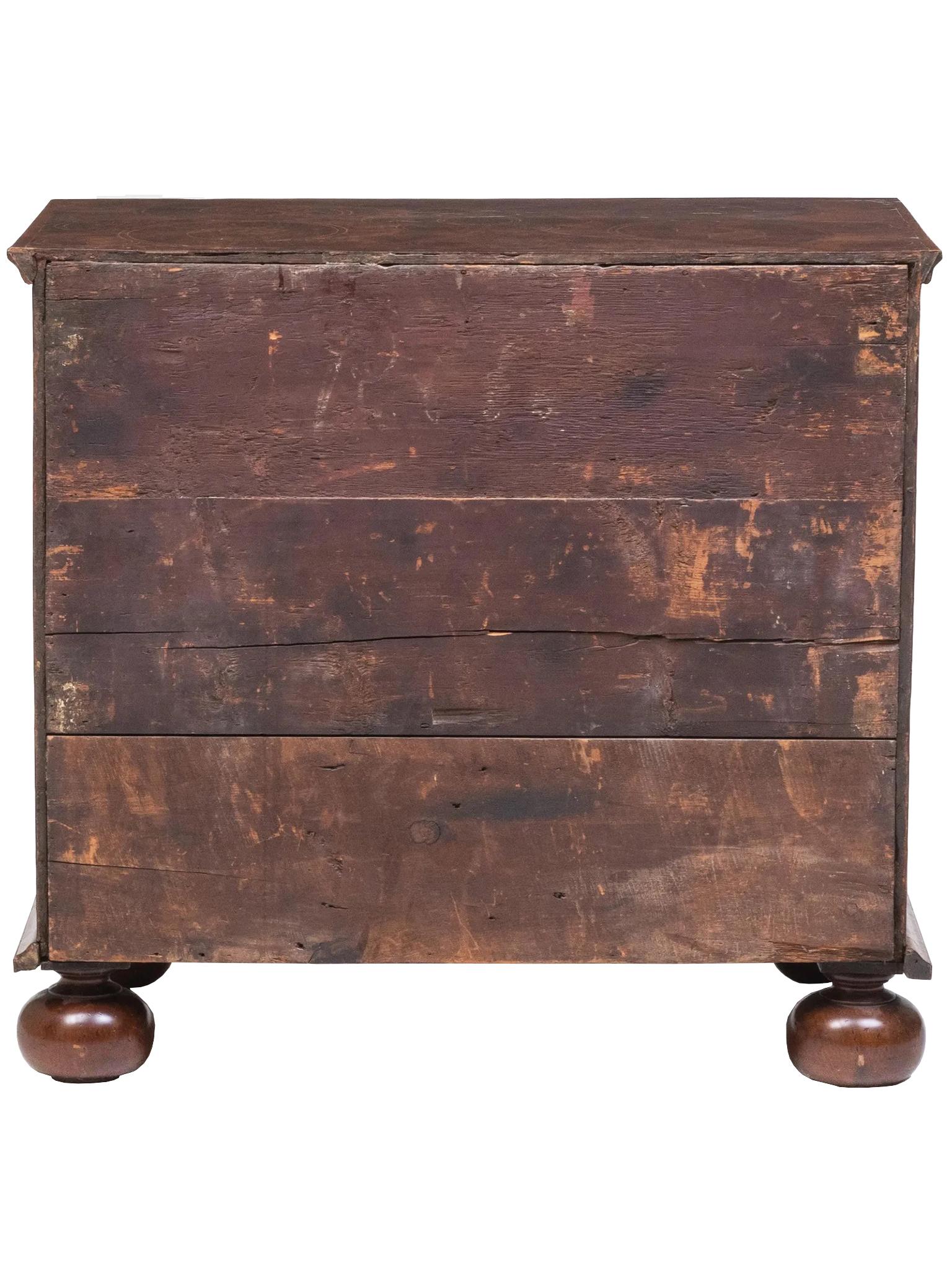 18th Century William & Mary Chest of Drawers with Oyster Inlays 6