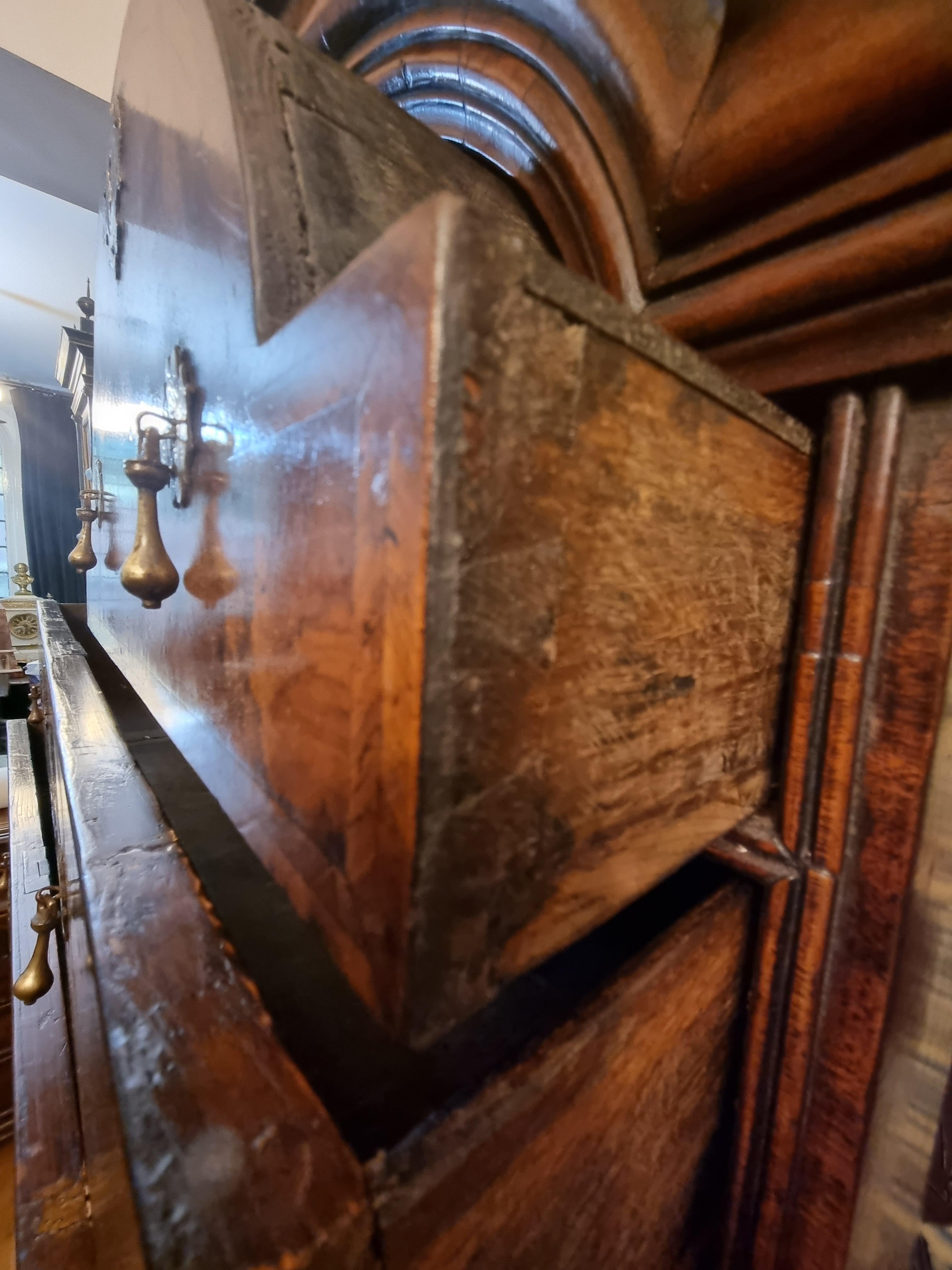 18th Century William & Mary Domed Walnut Chest on Stand For Sale 4